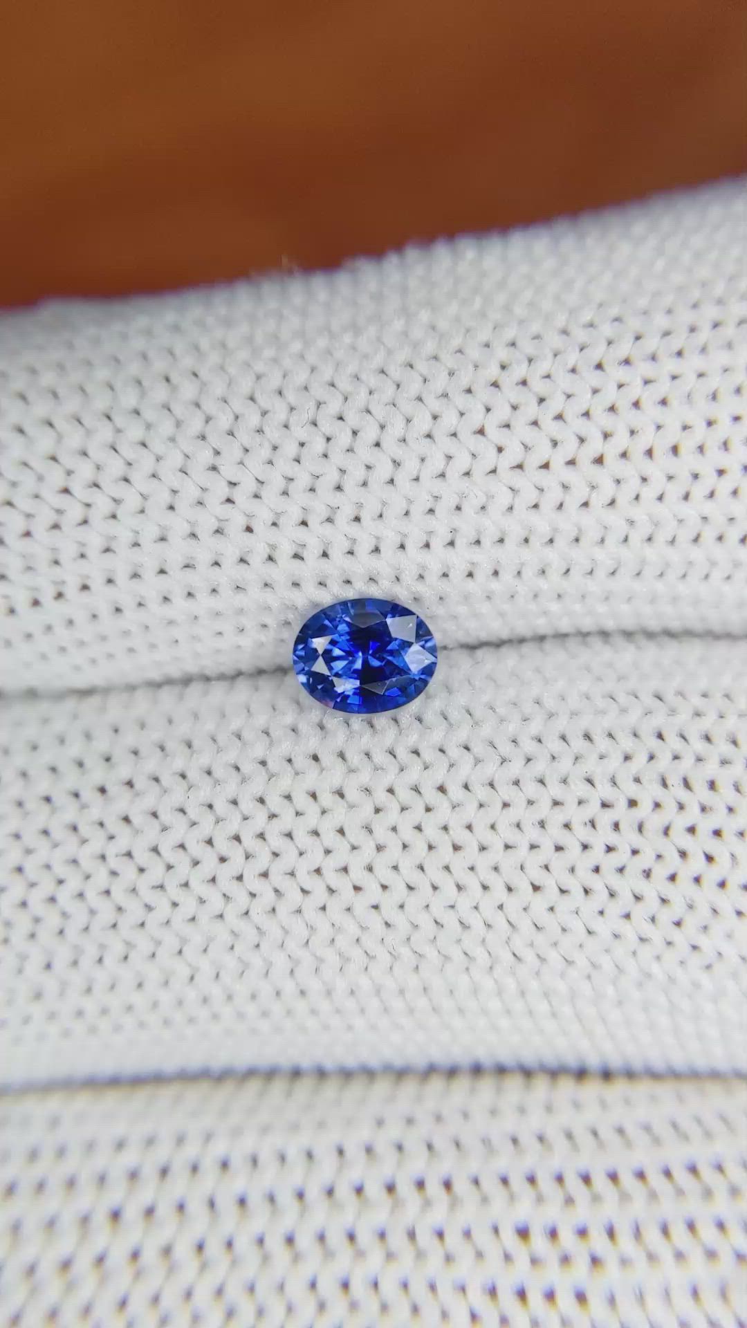 0.58 Ct. Blue Sapphire from Ceylon (Sri Lanka) Size Video