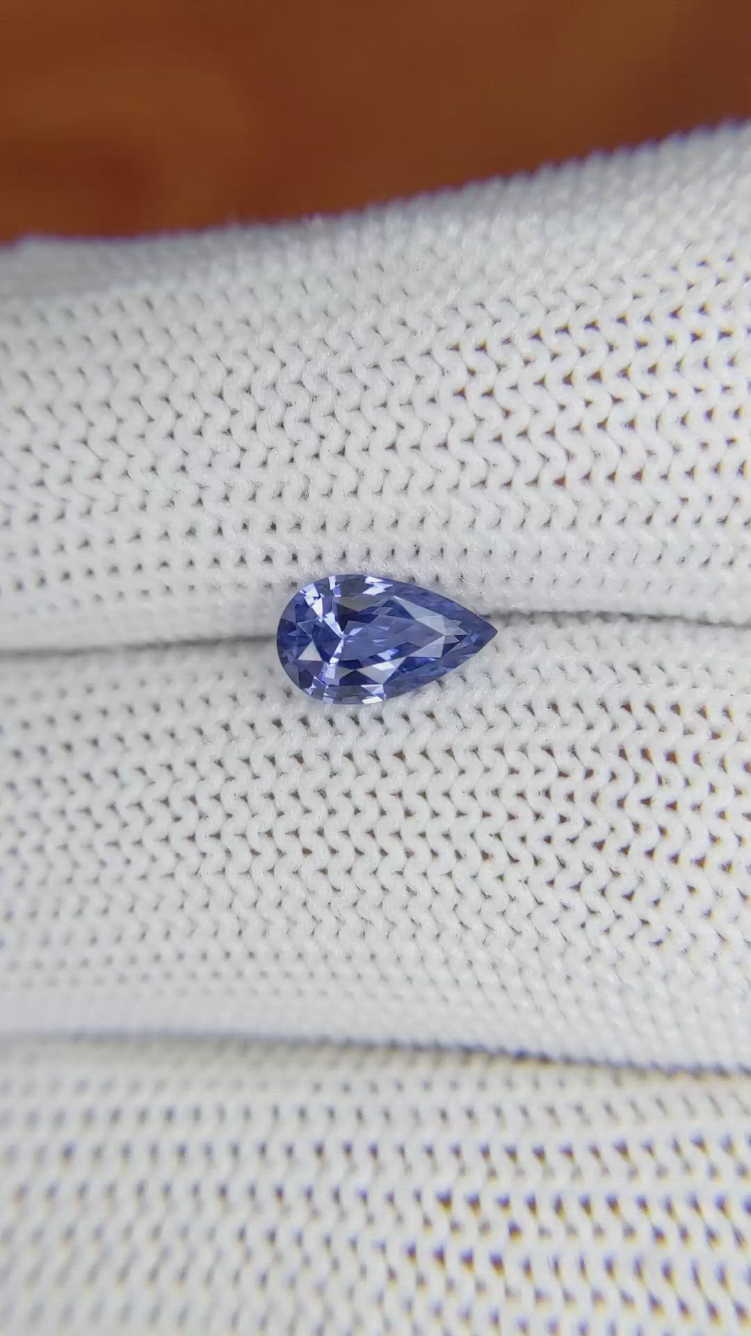 1.03 Ct. Blue Sapphire from Ceylon (Sri Lanka) Size Video