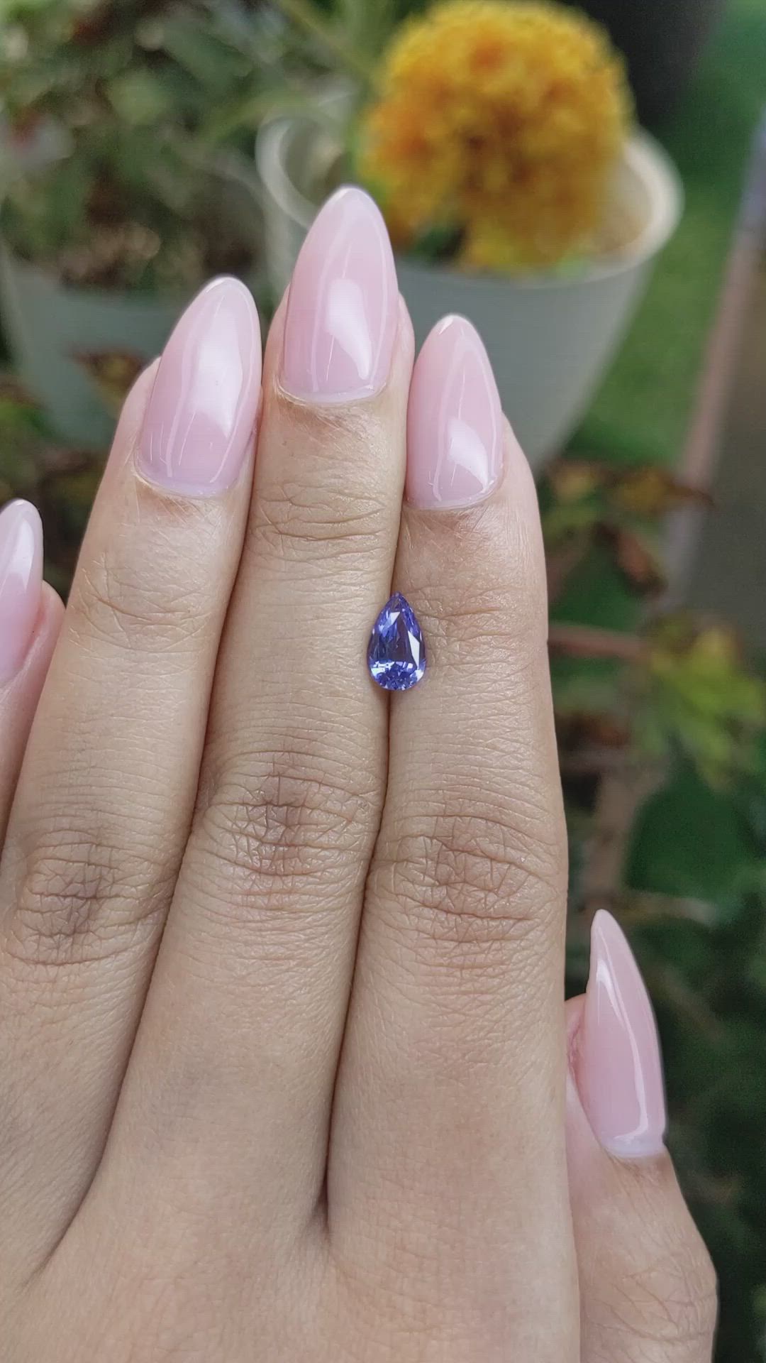 1.03 Ct. Blue Sapphire from Ceylon (Sri Lanka) Size Video