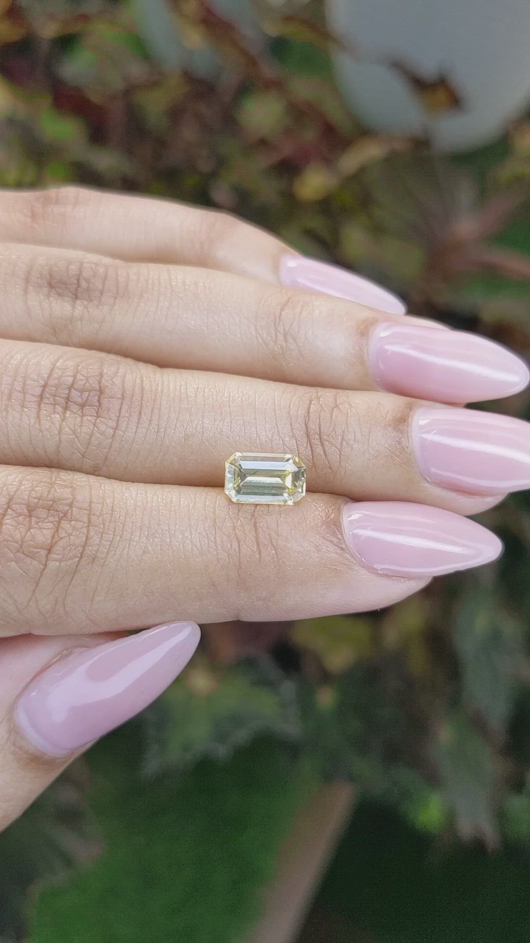 1.76 Ct. Yellow Sapphire from Ceylon (Sri Lanka) Size Video