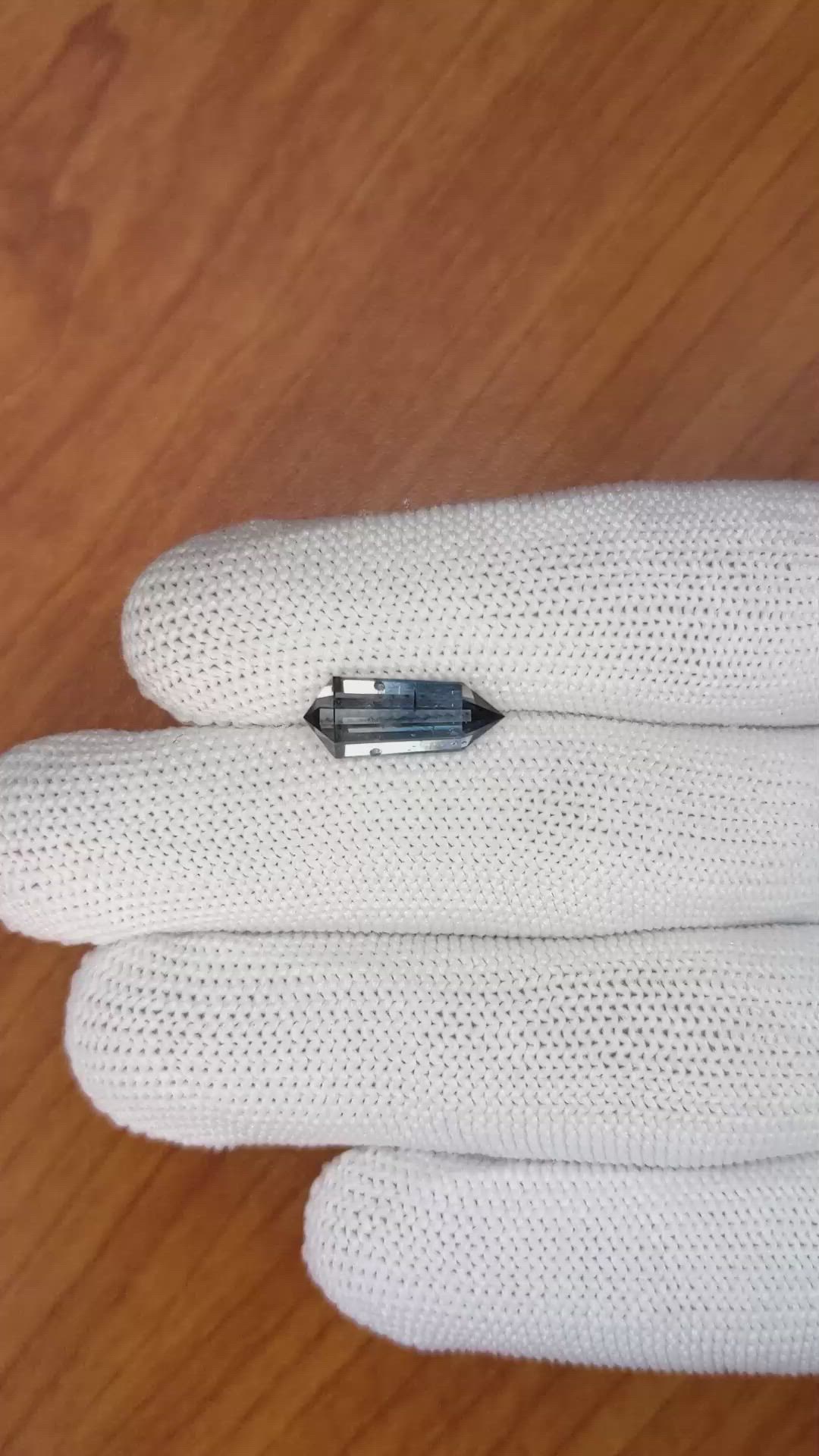 3.78 Ct. Greyish Blue Sapphire Crystal from Ceylon (Sri Lanka) Size Video