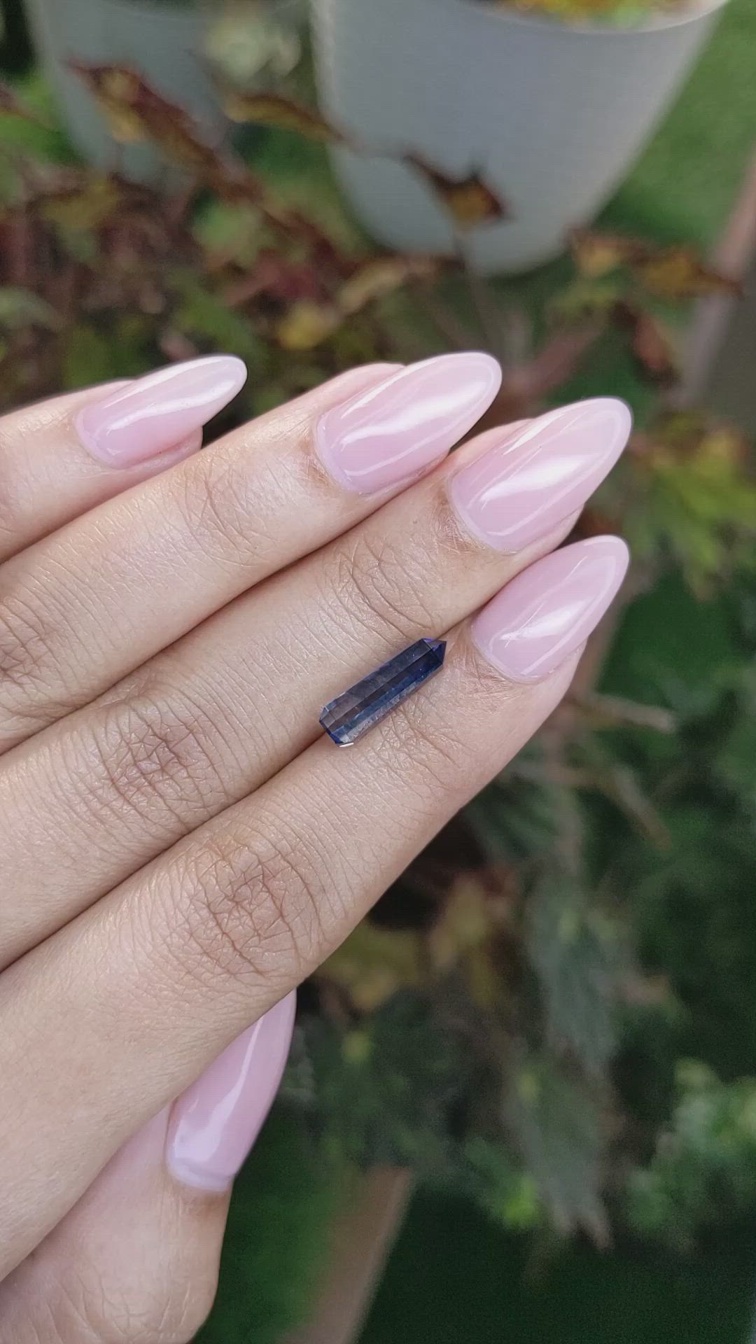 2.76 Ct. Bi Color Rough Sapphire Crystal from Ceylon (Sri Lanka) Size Video