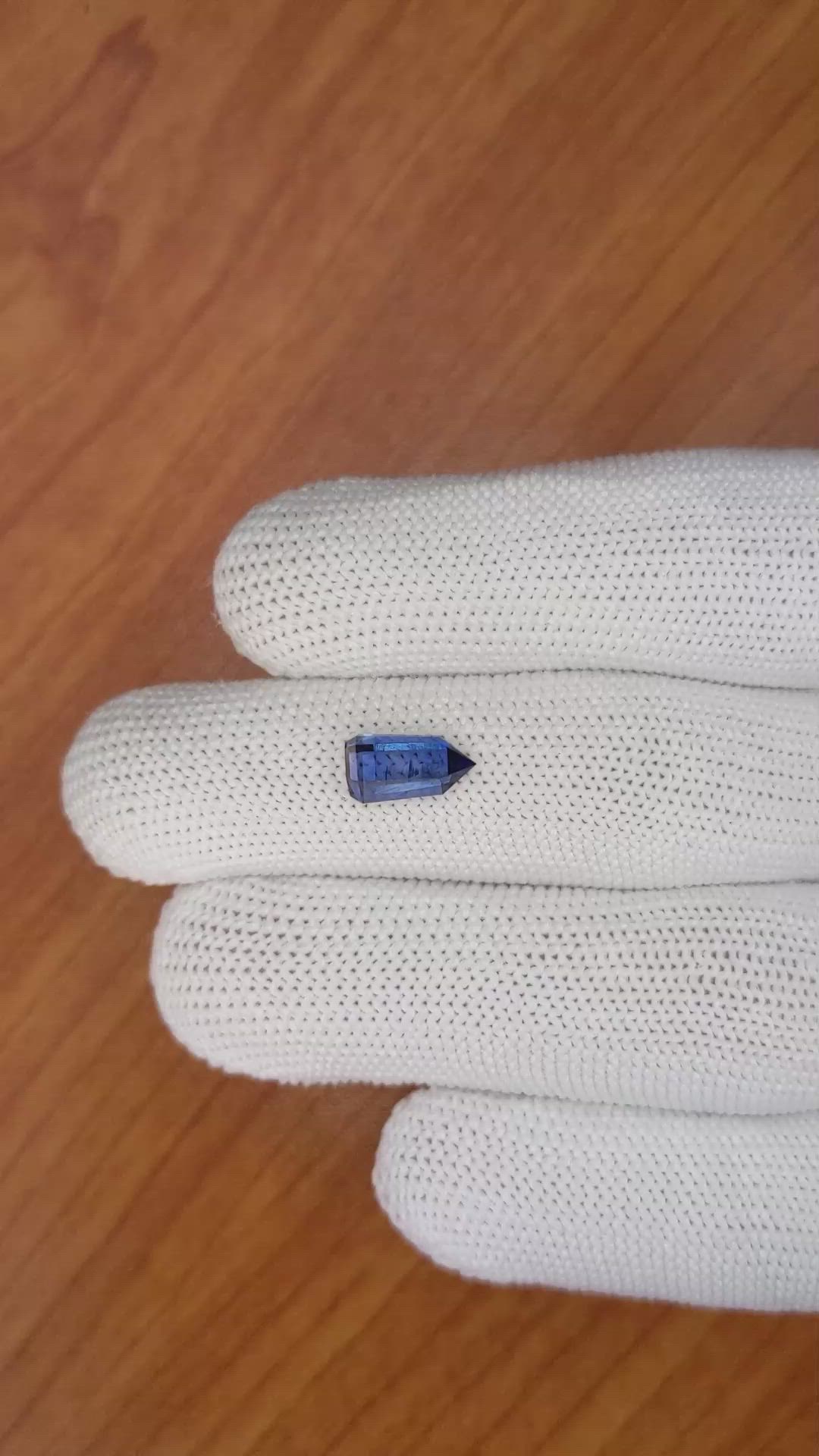 1.94 Ct. Blue Rough Sapphire Crystal from Ceylon (Sri Lanka) Size Video