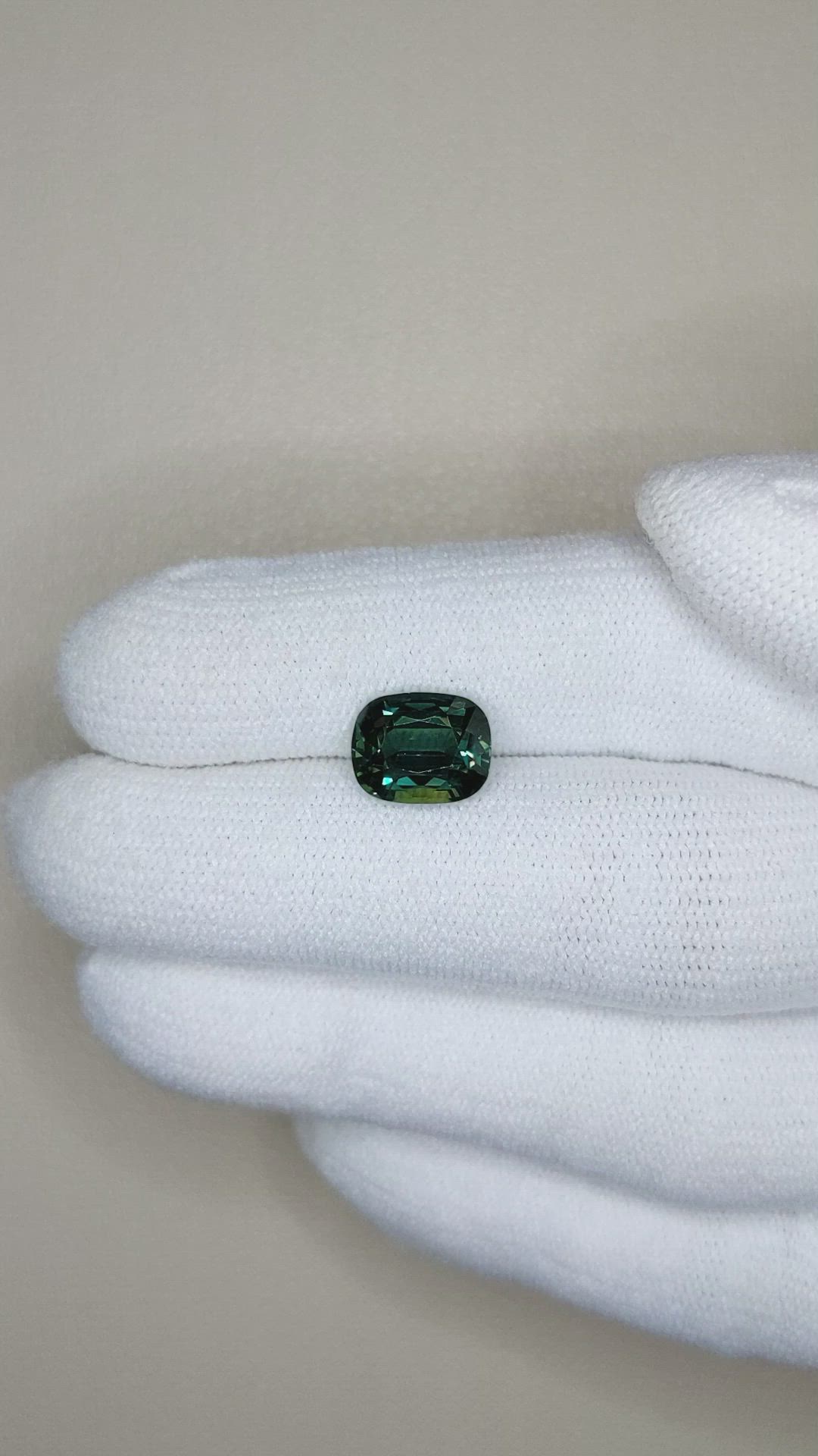 3.56 Ct. Color Change Sapphire from Ceylon (Sri Lanka) Size Video