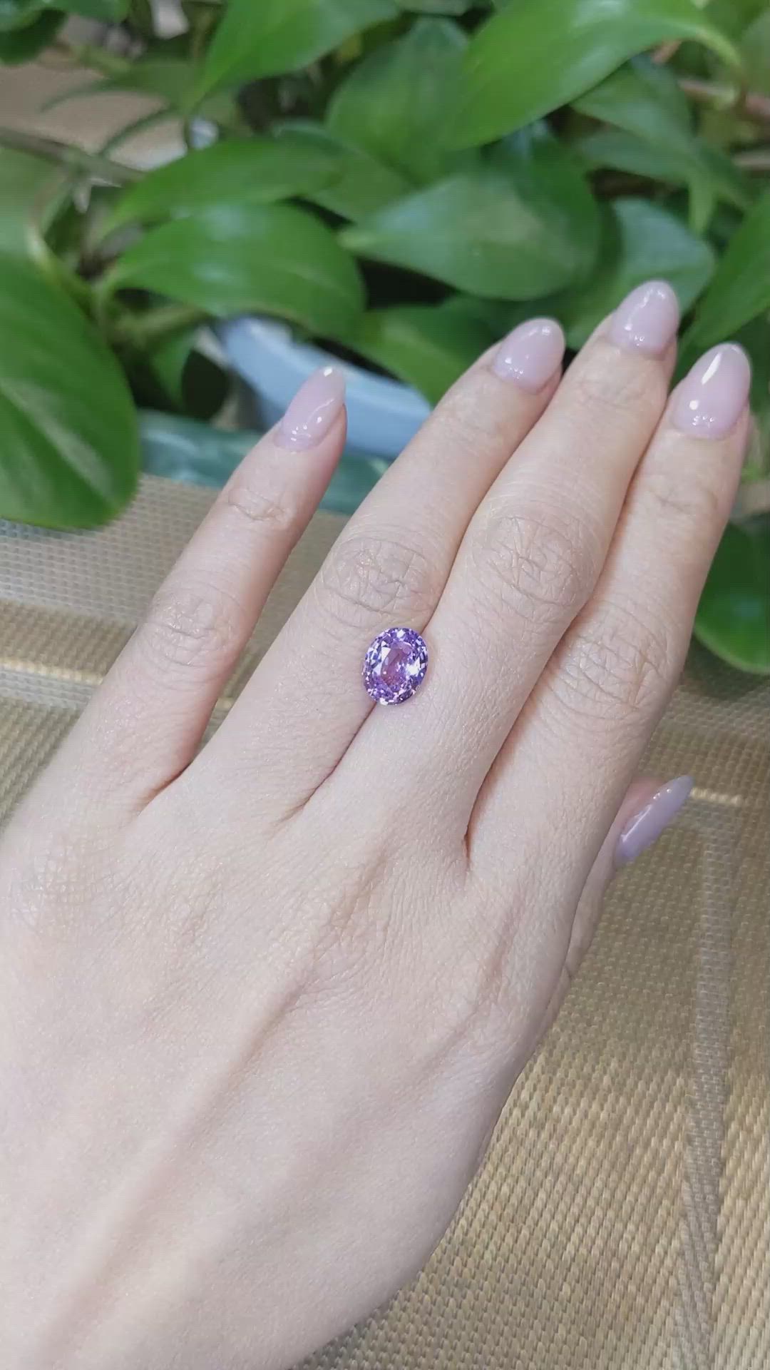 3.09 Ct. Purple Sapphire from Ceylon (Sri Lanka) Size Video