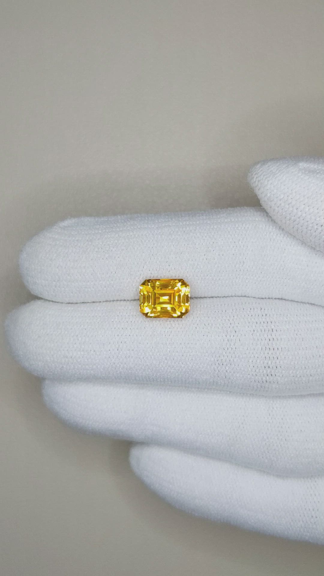 3.12 Ct. Orangish Yellow Sapphire from Ceylon (Sri Lanka) Size Video