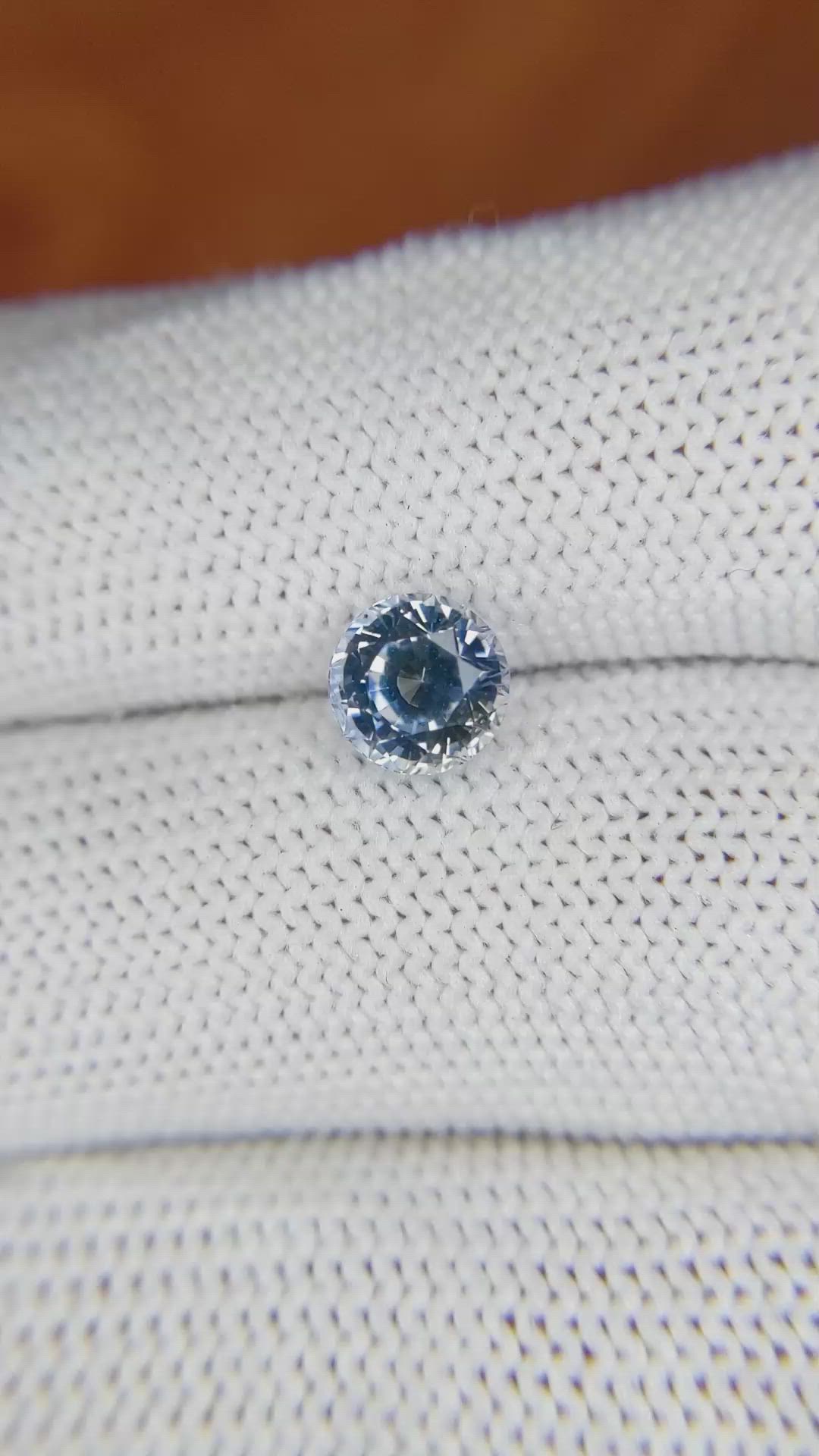 1.74 Ct. Bi Color Sapphire from Ceylon (Sri Lanka) Size Video