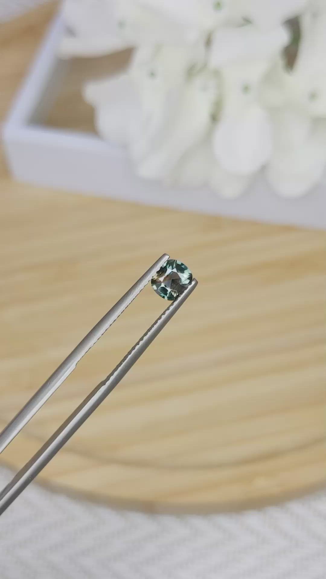 0.79 Ct. Bi Color Sapphire from Madagascar Size Video