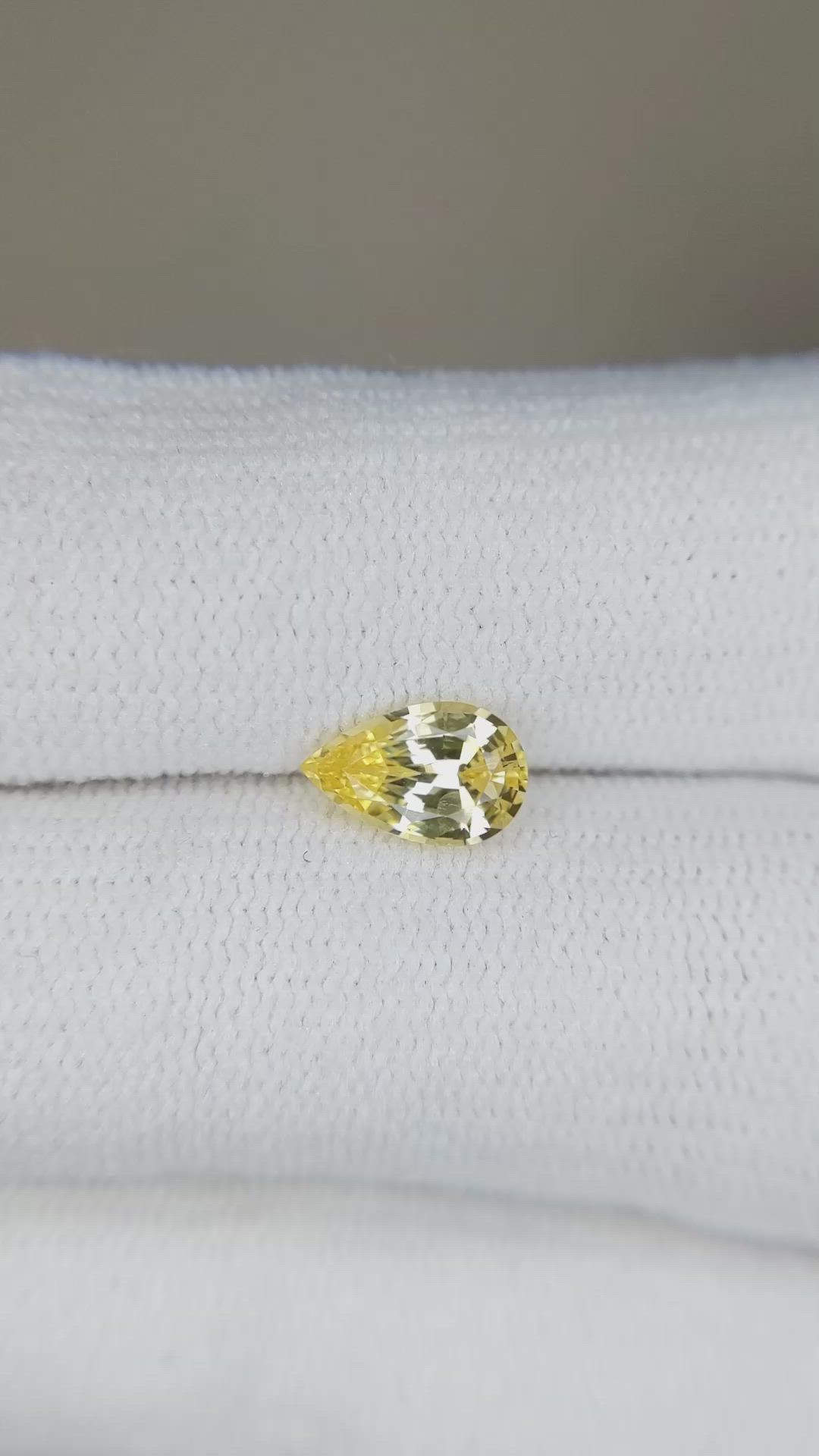 1.70 Ct. Yellow Sapphire from Ceylon (Sri Lanka) Size Video