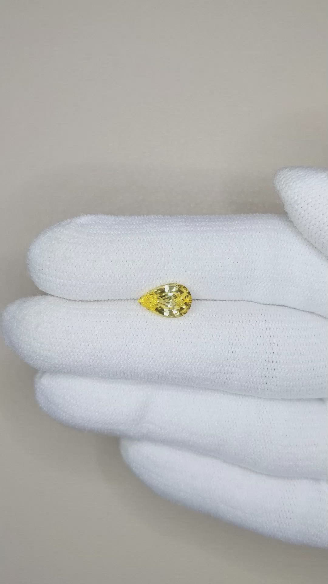 1.02 Ct. Yellow Sapphire from Ceylon (Sri Lanka) Size Video