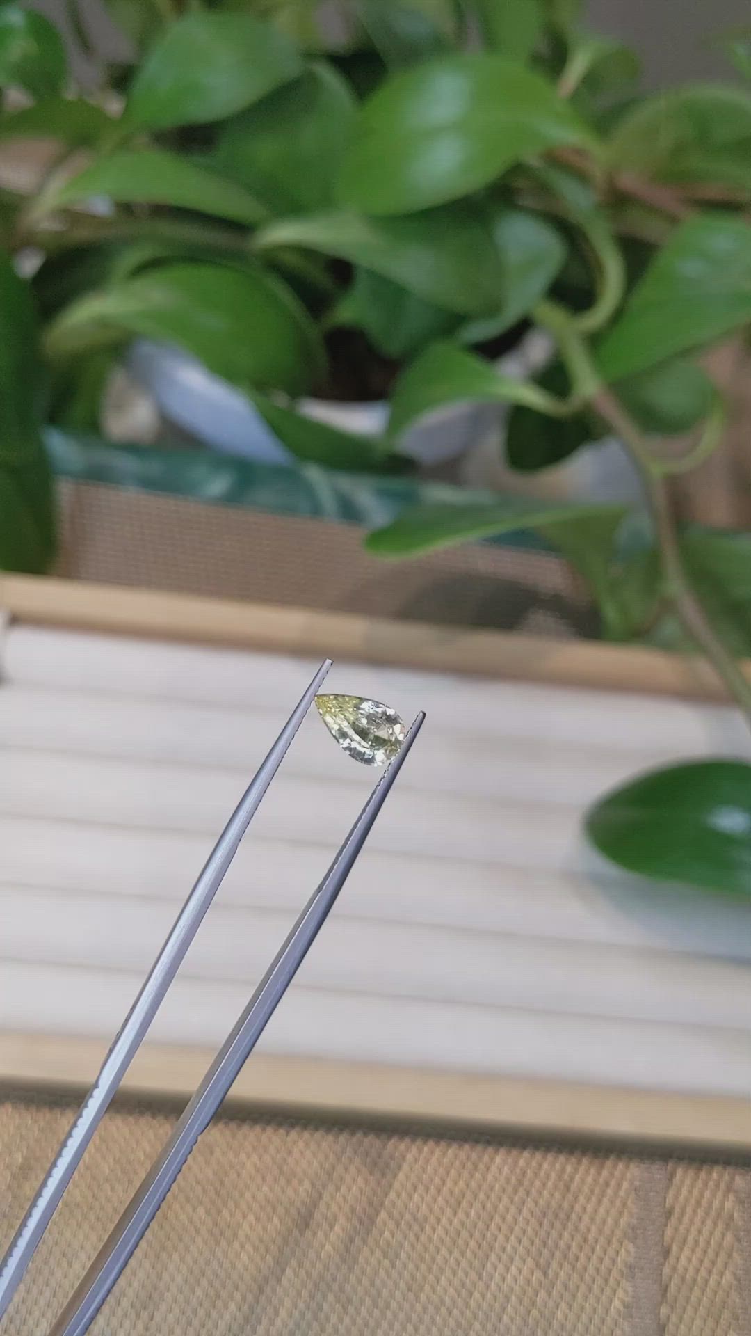 1.89 Ct. Yellow Sapphire from Ceylon (Sri Lanka) Size Video