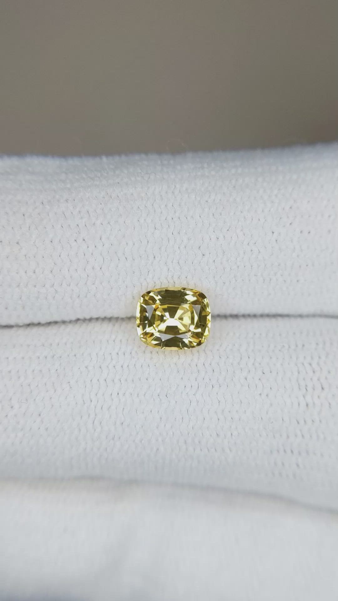 1.20 Ct. Yellow Sapphire from Ceylon (Sri Lanka) Size Video