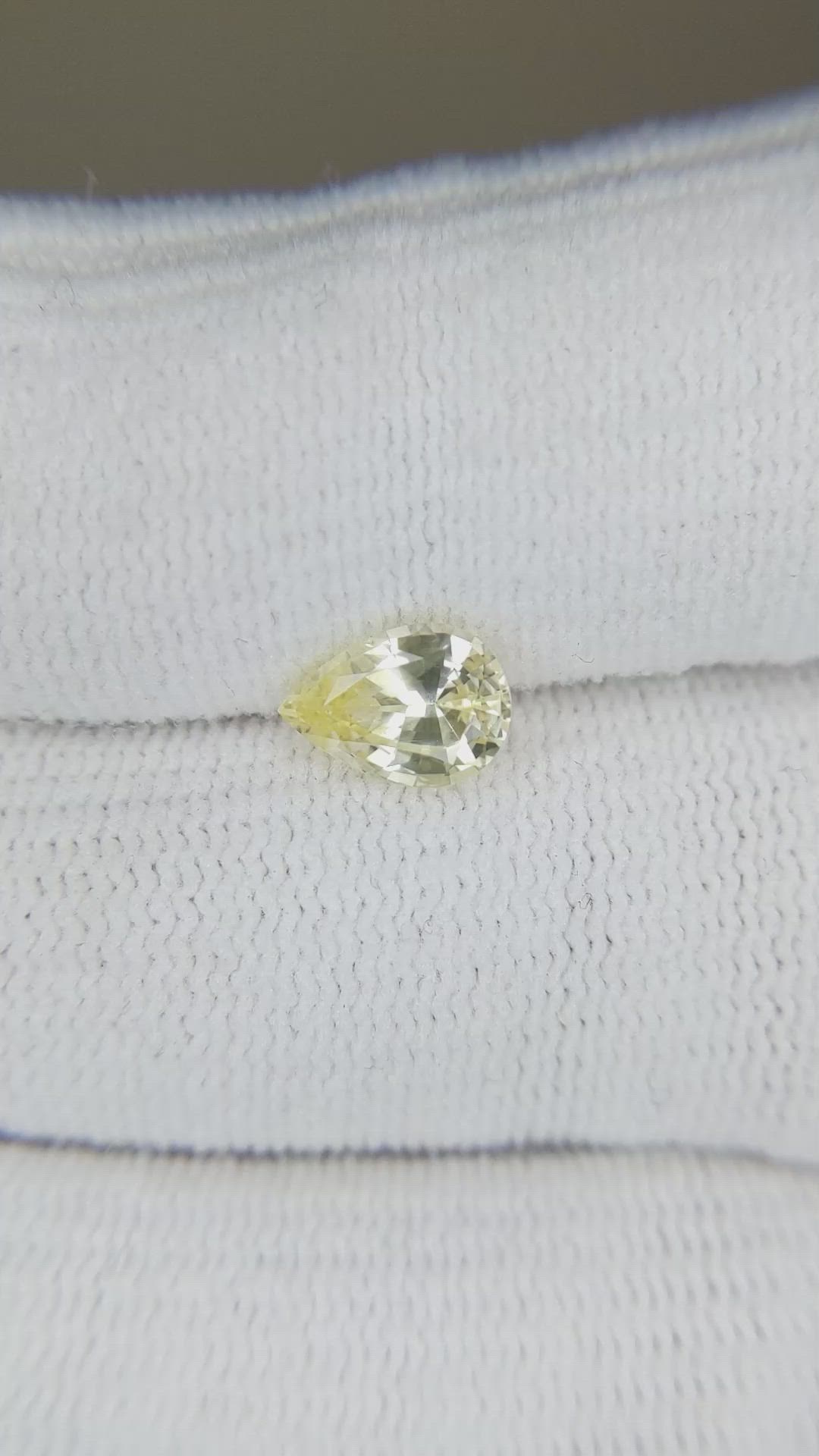 1.31 Ct. Yellow Sapphire from Ceylon (Sri Lanka) Size Video