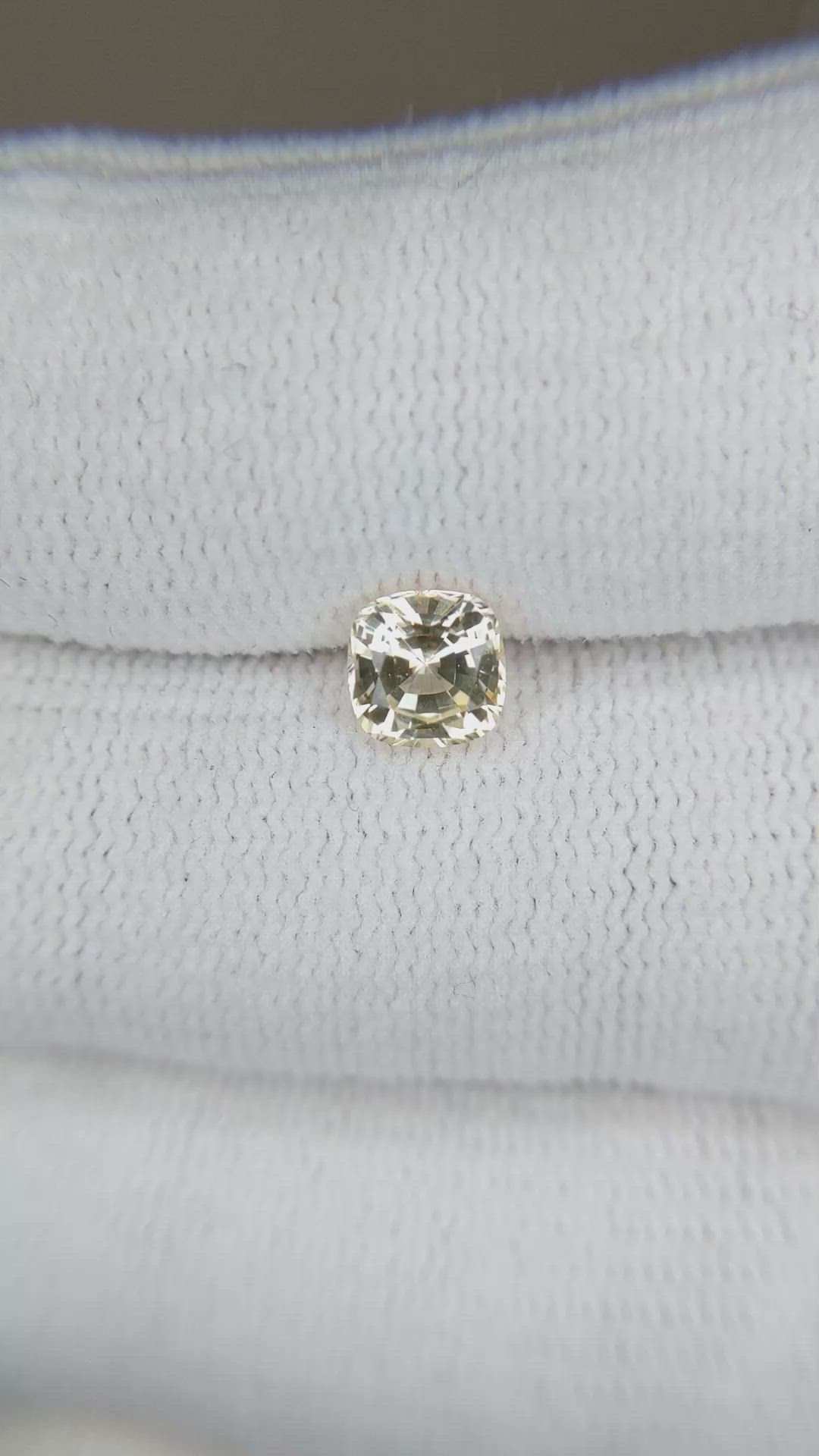 1.06 Ct. Yellow Sapphire from Ceylon (Sri Lanka) Size Video