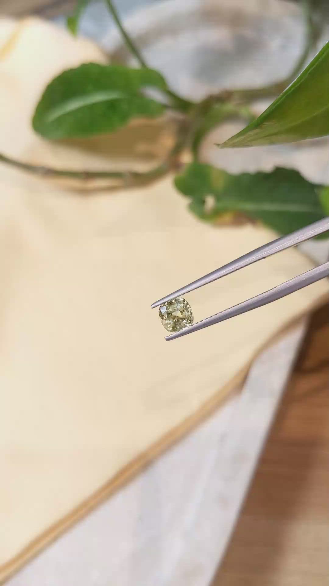 1.03 Ct. Yellow Sapphire from Ceylon (Sri Lanka) Size Video