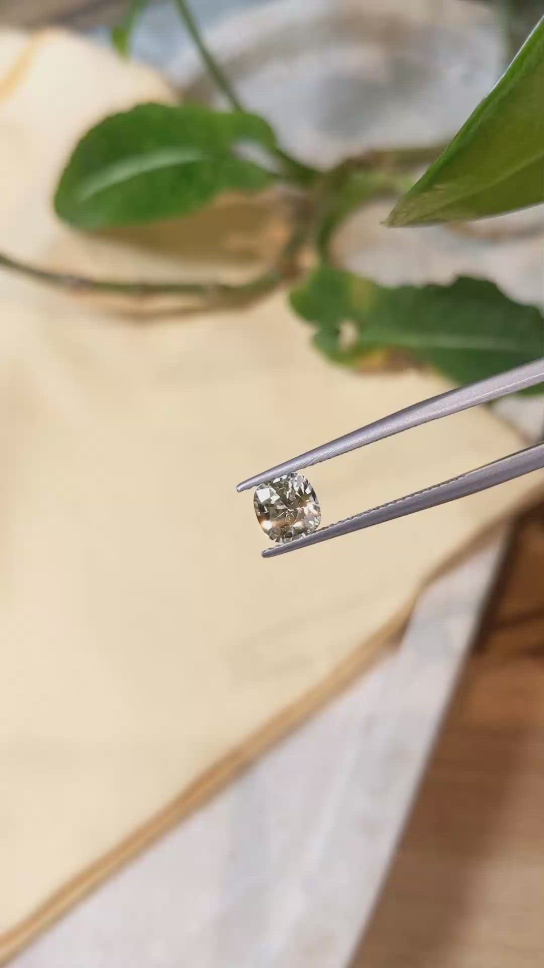 1.40 Ct. Yellow Sapphire from Ceylon (Sri Lanka) Size Video