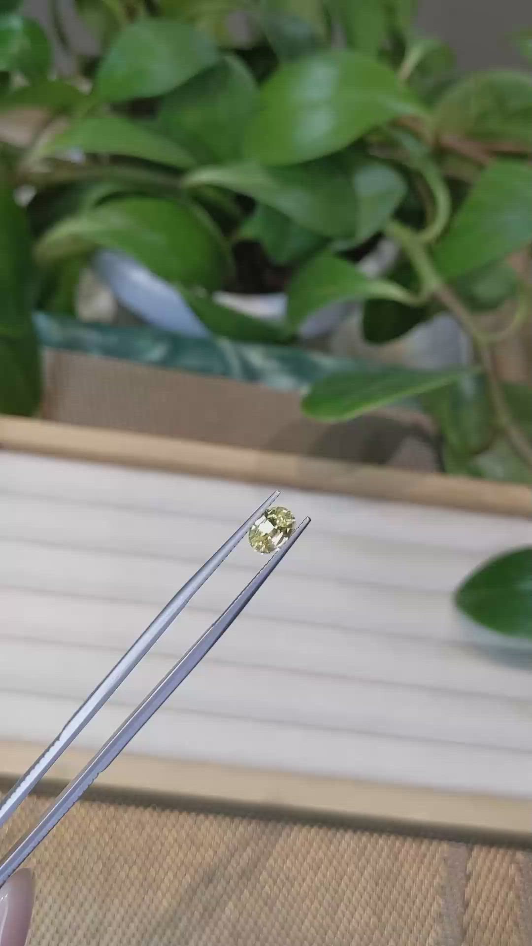 1.29 Ct. Yellow Sapphire from Ceylon (Sri Lanka) Size Video