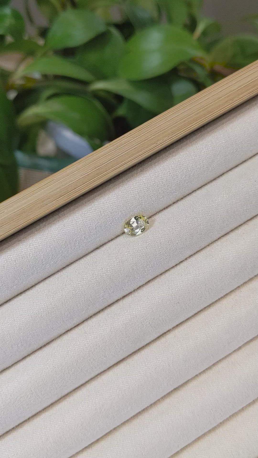 1.29 Ct. Yellow Sapphire from Ceylon (Sri Lanka) Size Video