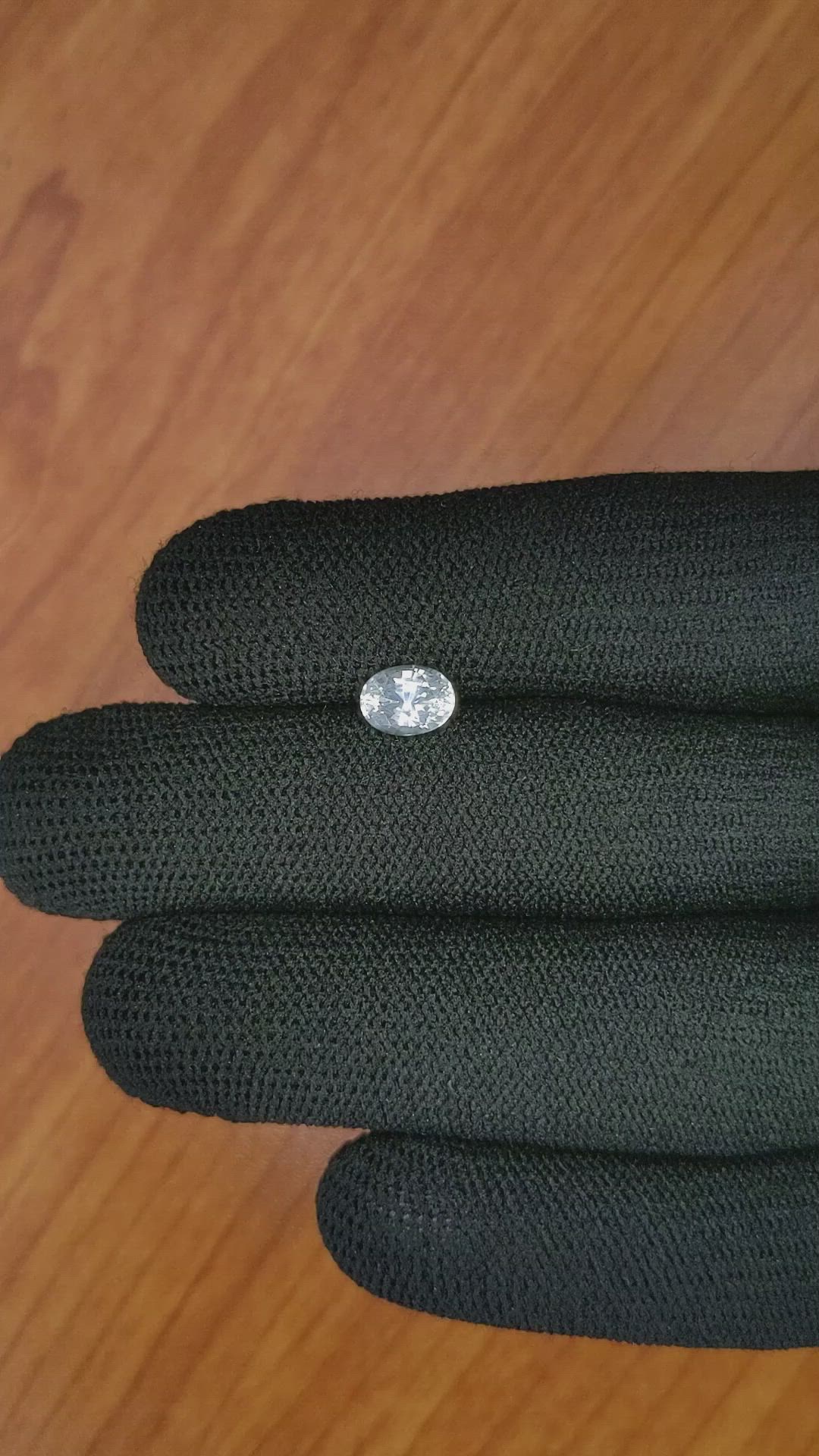 1.15 Ct. White Sapphire from Ceylon (Sri Lanka) Size Video