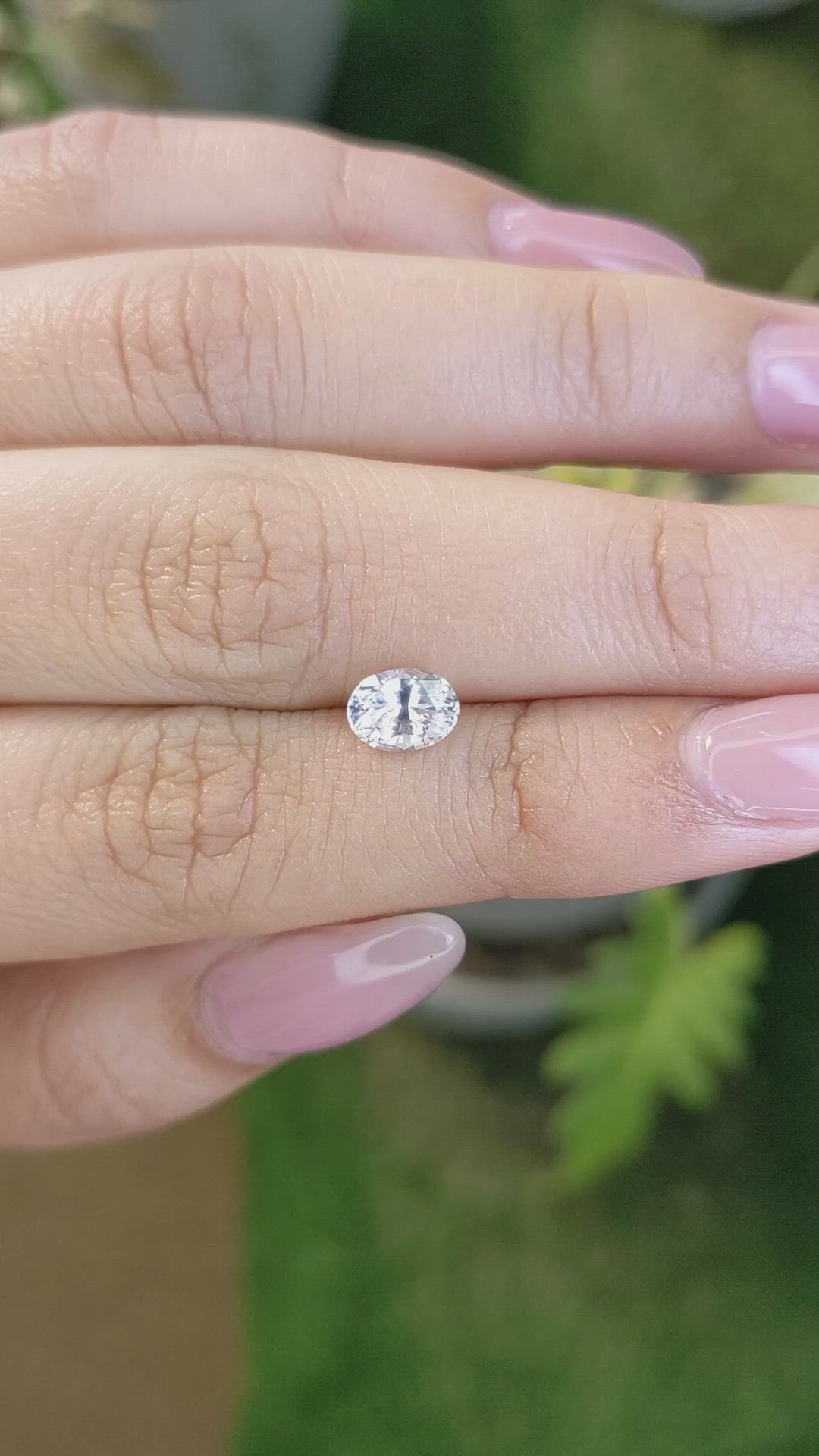 1.15 Ct. White Sapphire from Ceylon (Sri Lanka) Size Video