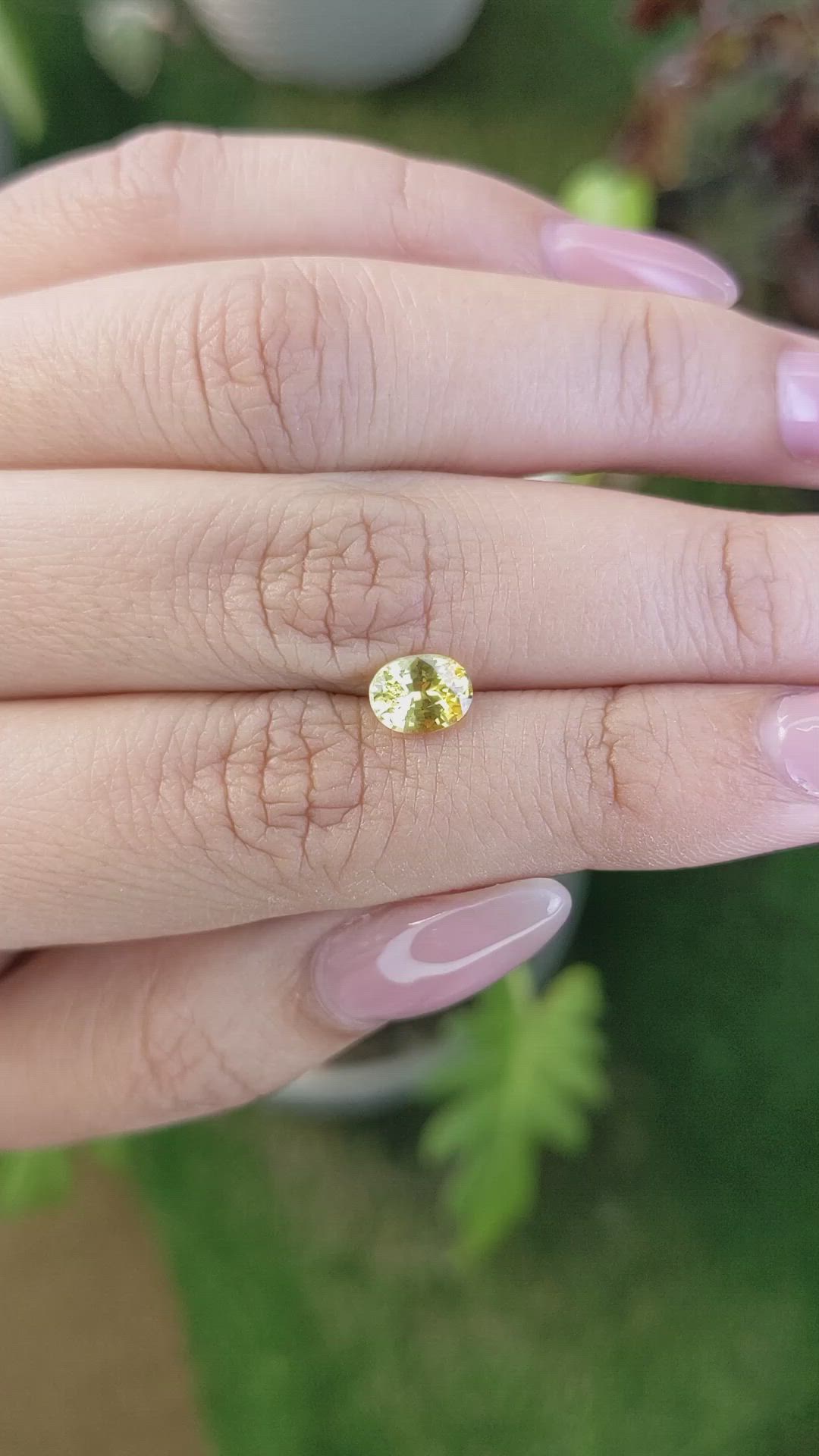 1.11 Ct. Yellow Sapphire from Ceylon (Sri Lanka) Size Video