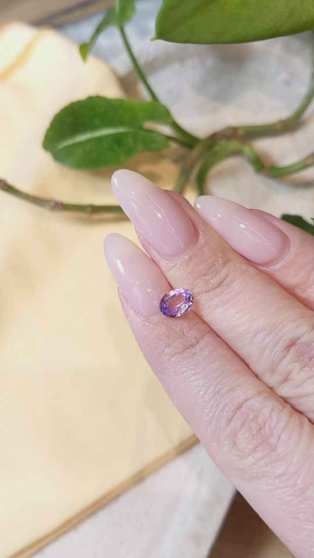 1.33 Ct. Pinkish Purple Sapphire from Ceylon (Sri Lanka) Size Video