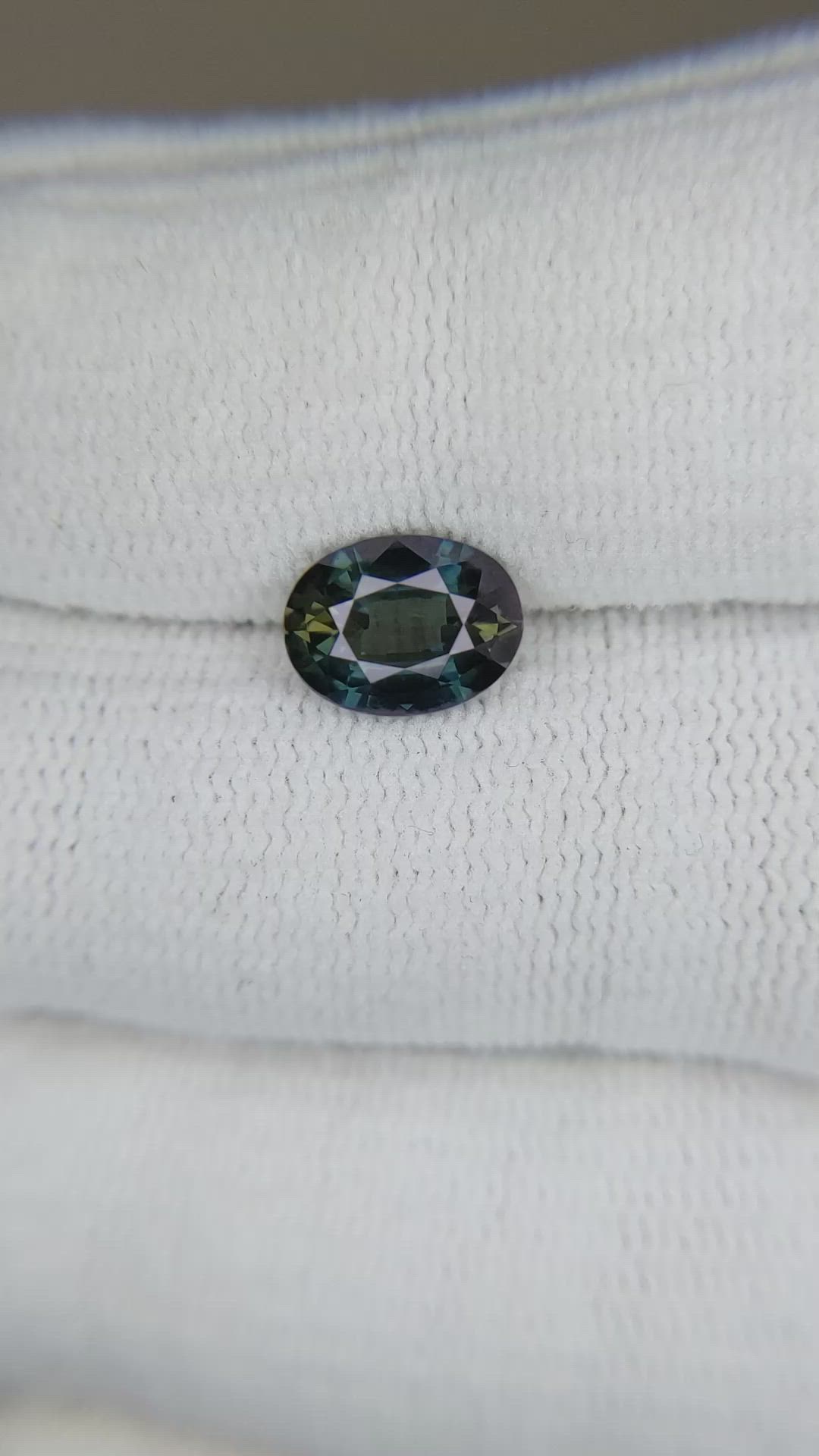 1.79 Ct. Greenish Blue Sapphire from Ceylon (Sri Lanka) Size Video