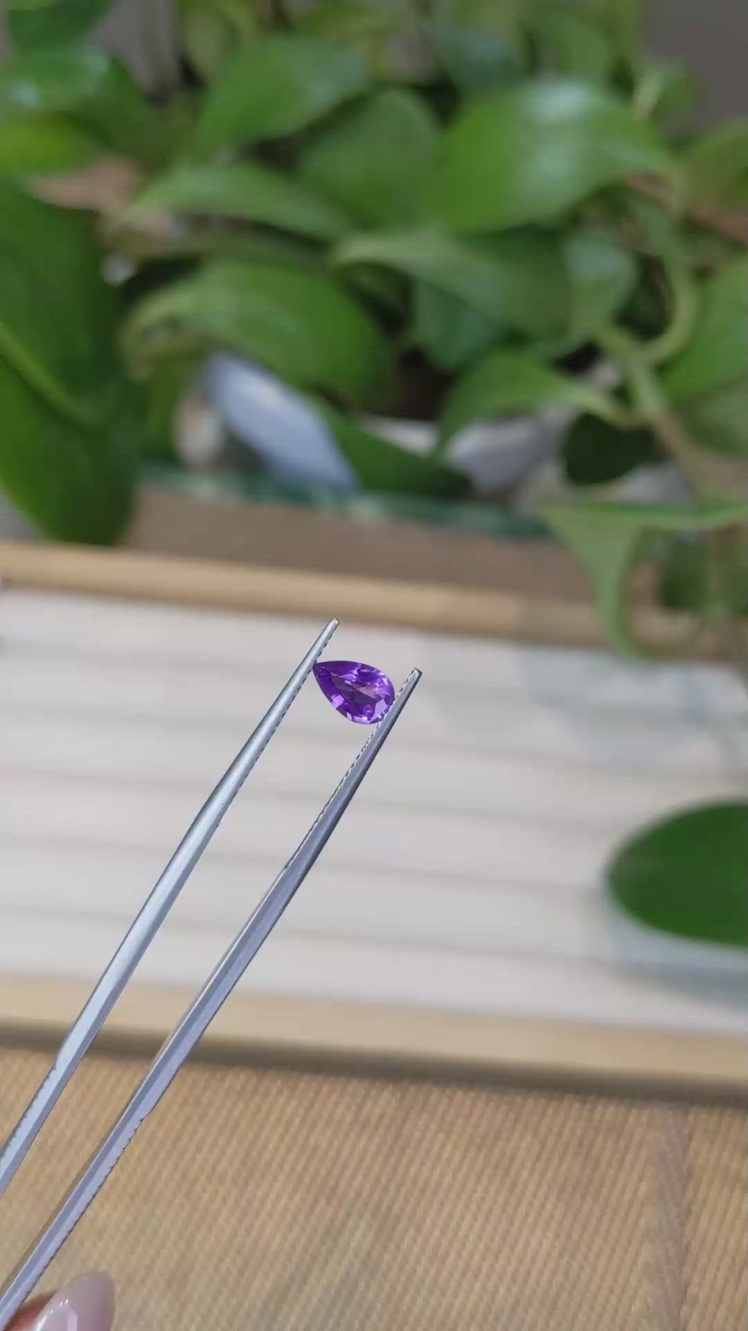 0.89 Ct. Purple Sapphire from Ceylon (Sri Lanka) Size Video