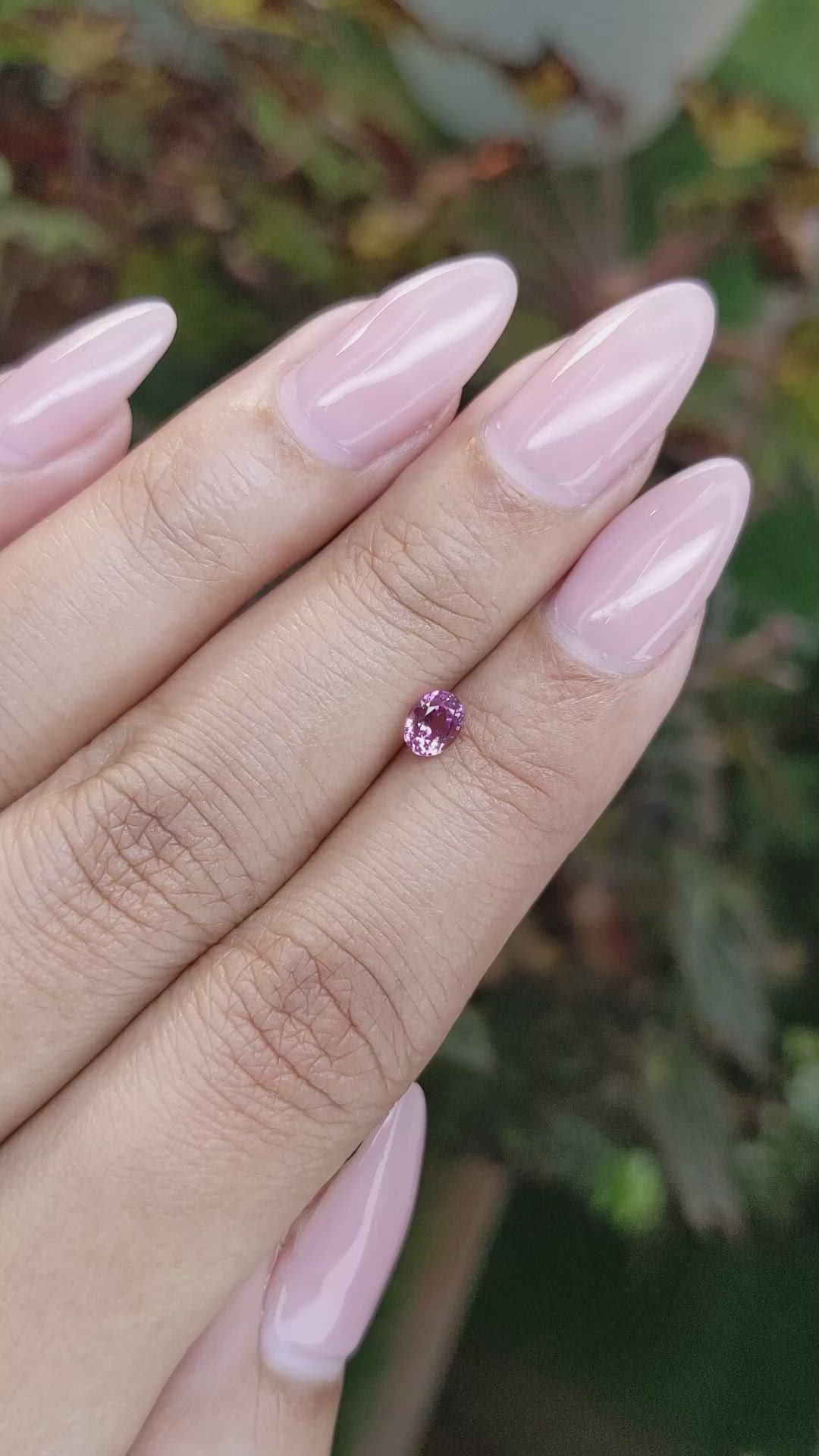 0.50 Ct. Pinkish Purple Sapphire from Ceylon (Sri Lanka) Size Video