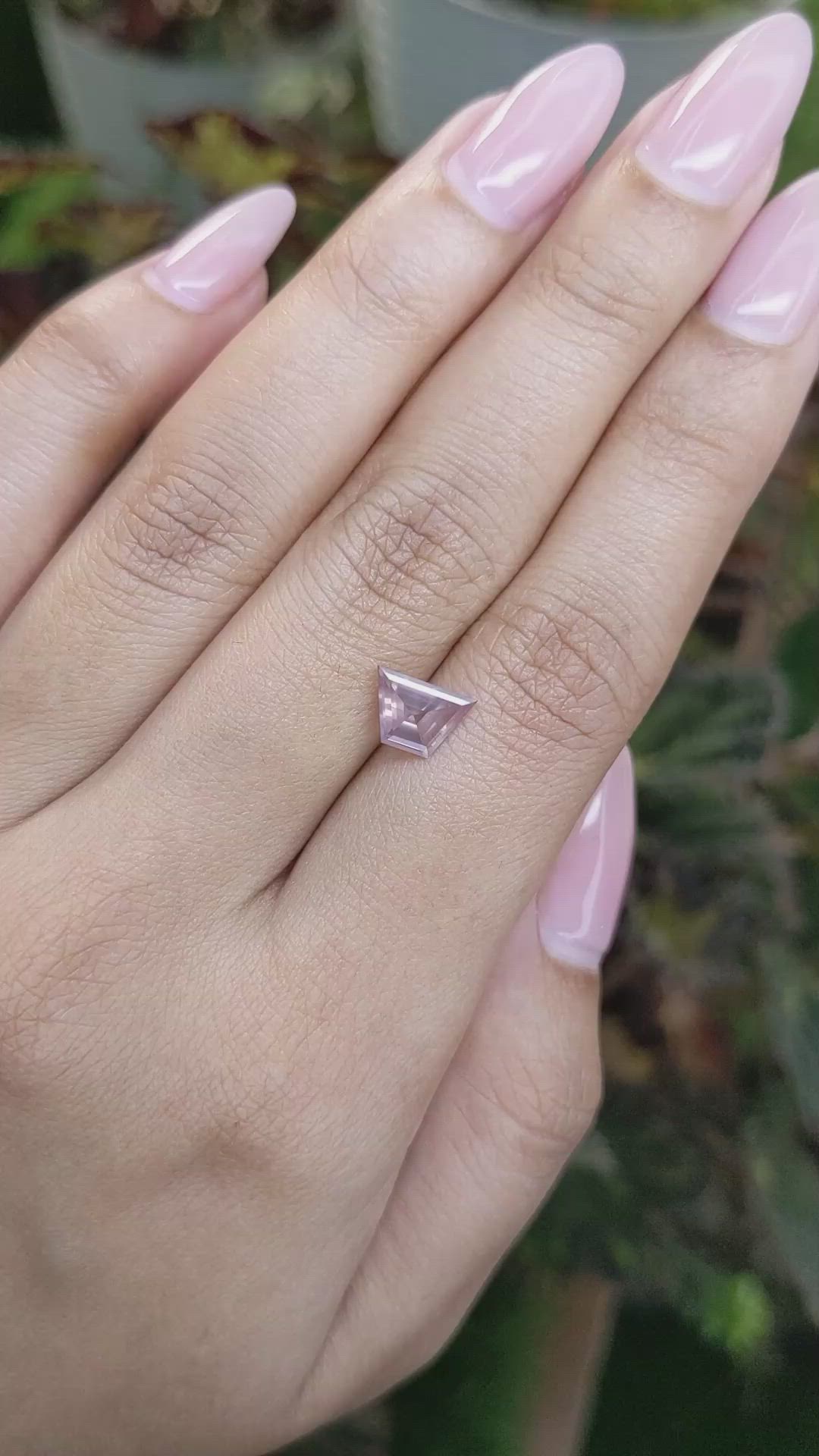 1.21 Ct. Pinkish Brown Sapphire from Ceylon (Sri Lanka) Size Video