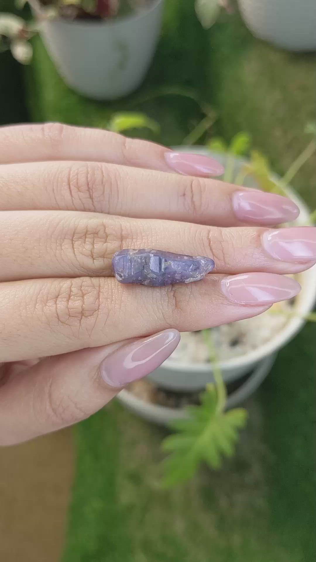 14.65 Ct. Purple Sapphire Crystal from Ceylon (Sri Lanka) Size Video