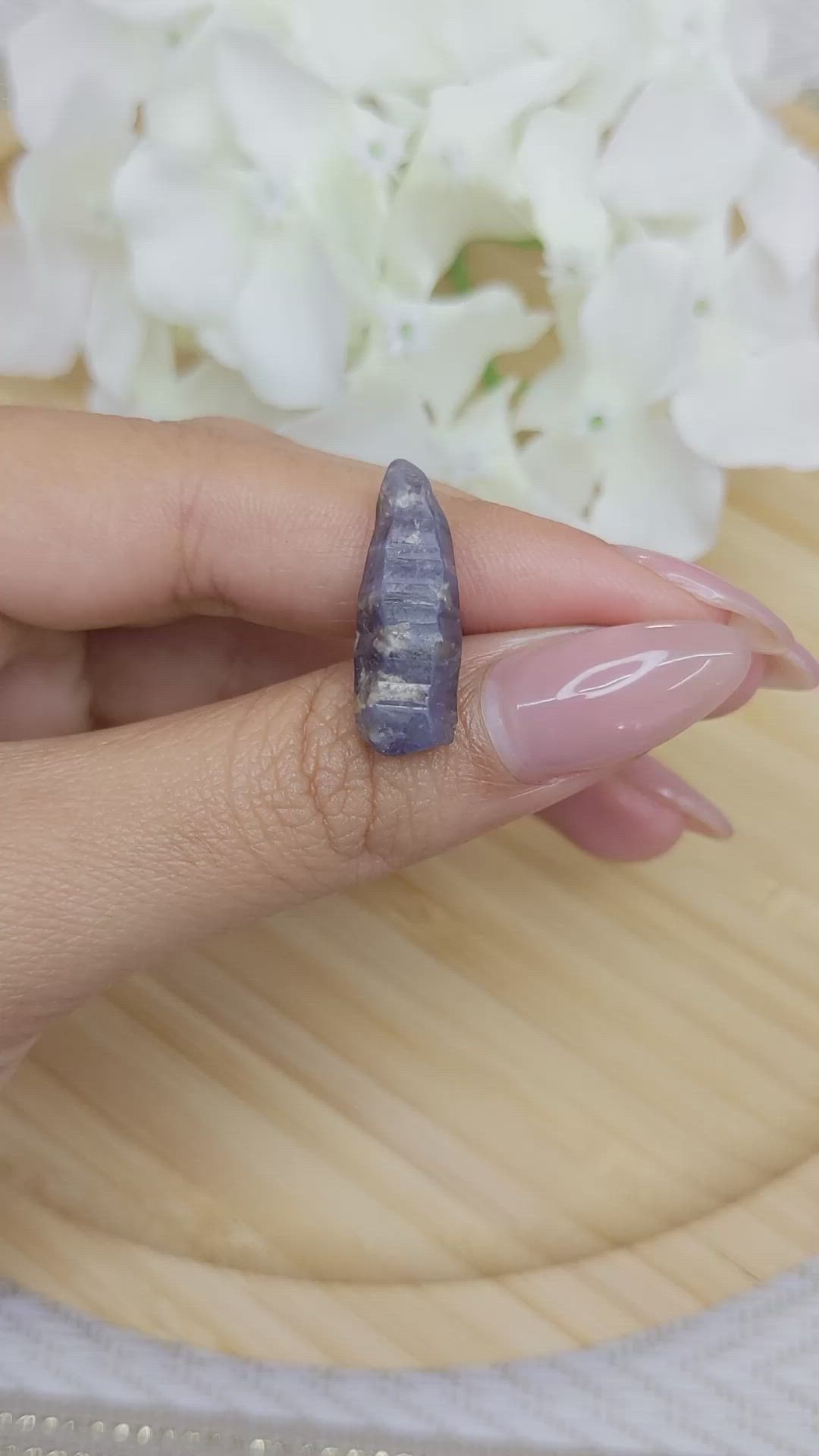 14.65 Ct. Purple Sapphire Crystal from Ceylon (Sri Lanka) Size Video