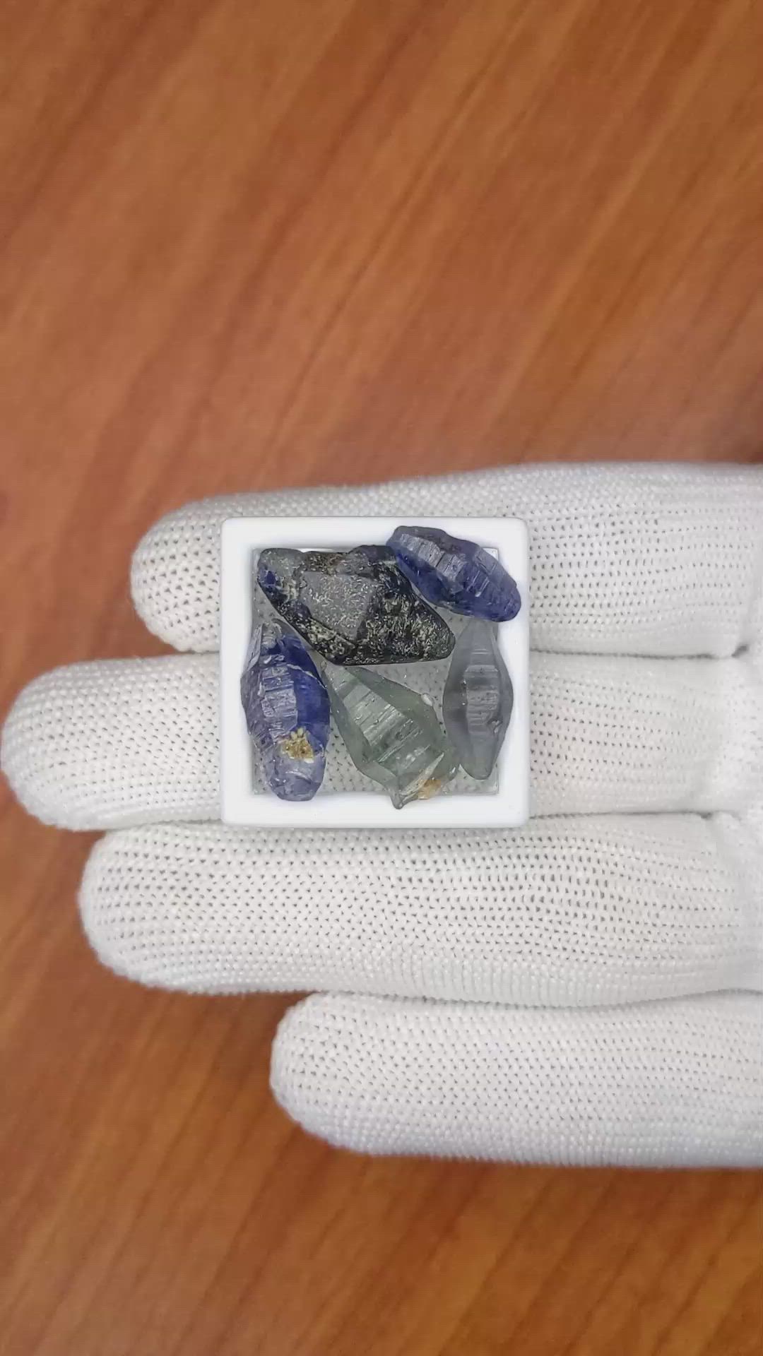 31.84 Ct. Blue Sapphire Crystal from Ceylon (Sri Lanka) Size Video