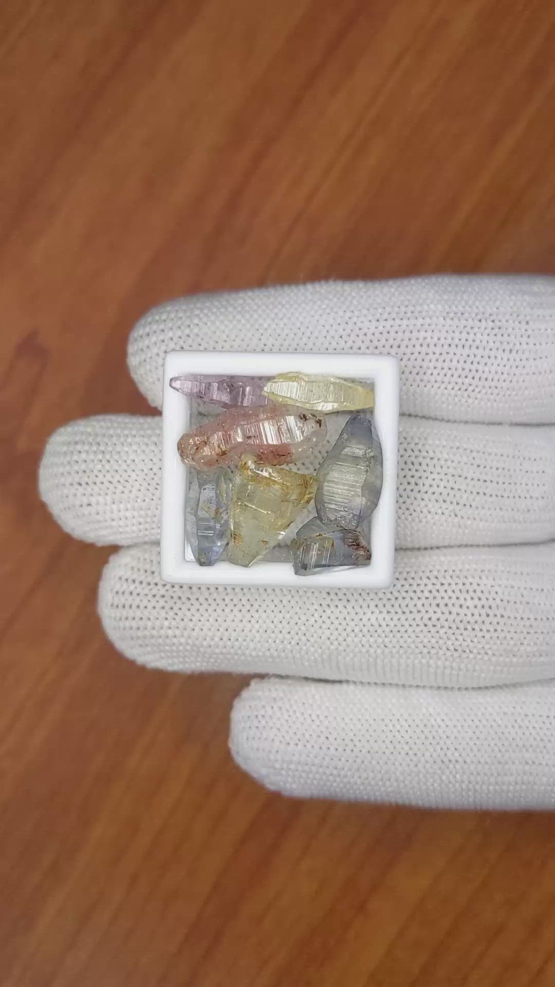 26.14 Ct. Multi Color Sapphire Crystal from Ceylon (Sri Lanka) Size Video