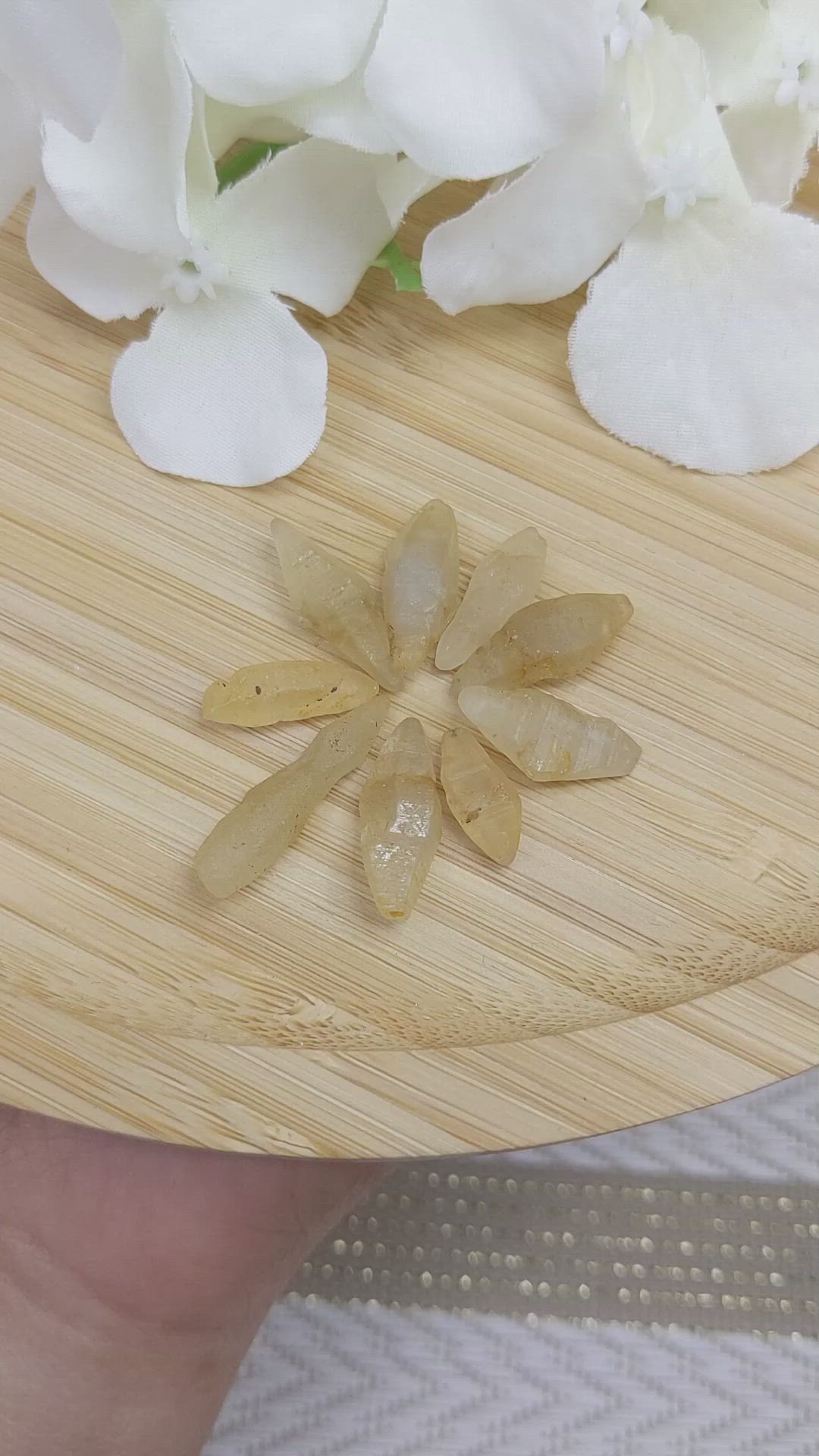 49.24 Ct. Yellow Sapphire Crystal from Ceylon (Sri Lanka) Size Video