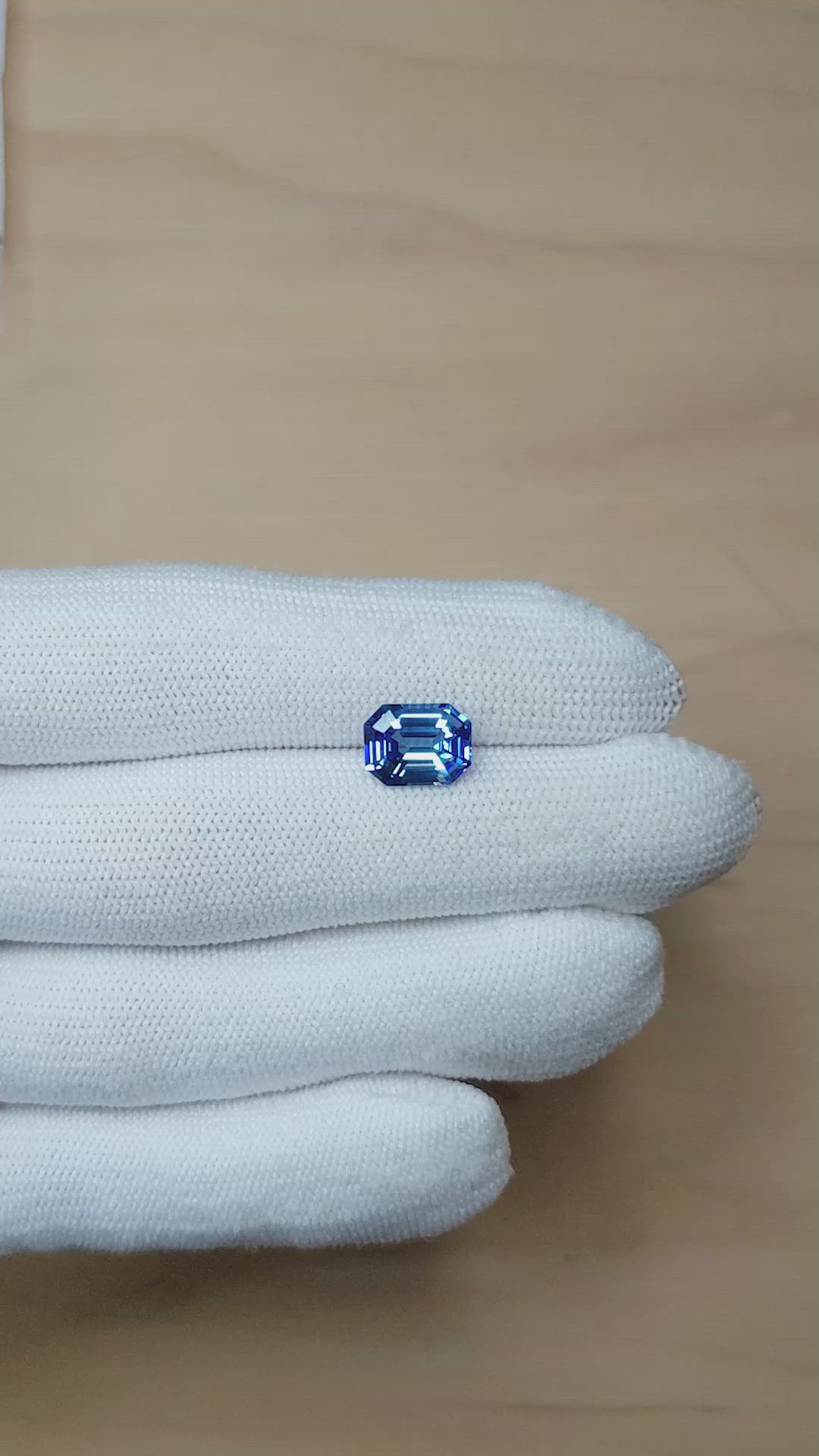 3.75 Ct. Blue Sapphire from Ceylon (Sri Lanka) Size Video