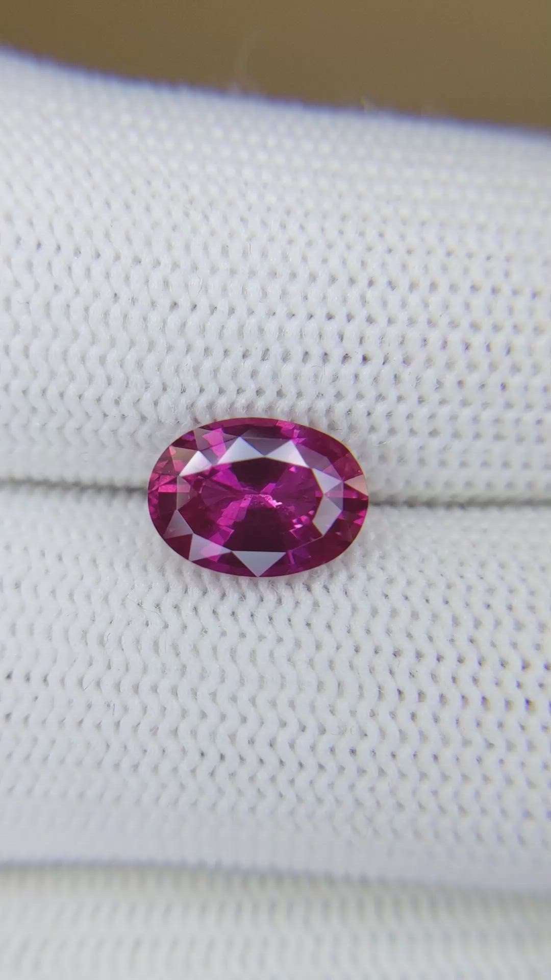 3.08 Ct. Pink Sapphire from Ceylon (Sri Lanka) Size Video