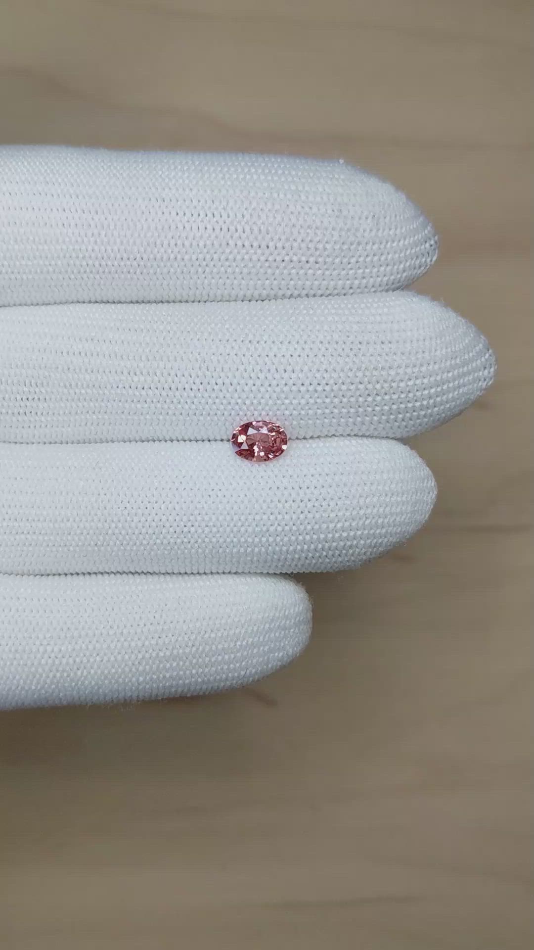 1.14 Ct. Padparadscha Sapphire from Ceylon (Sri Lanka) Size Video