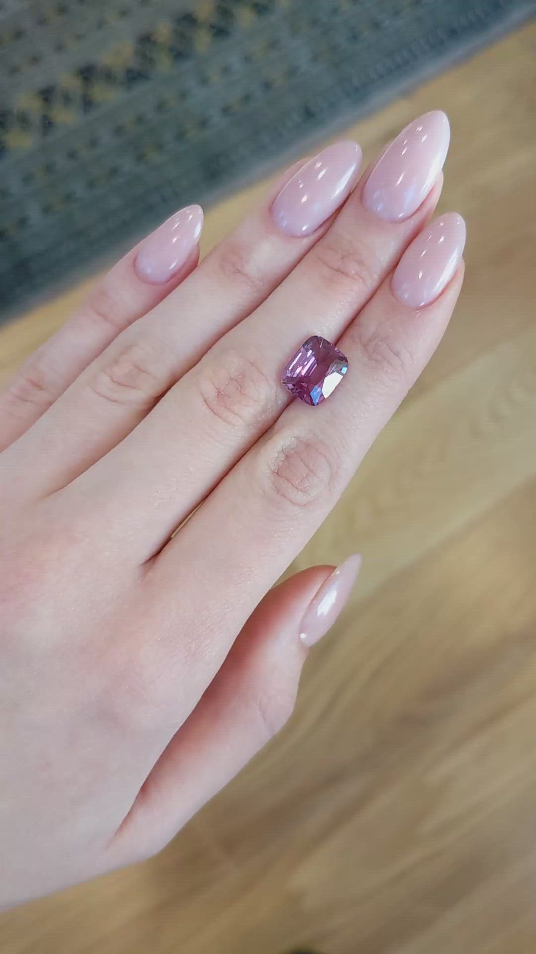5.54 Ct. Reddish Pink Sapphire from Ceylon (Sri Lanka) Size Video