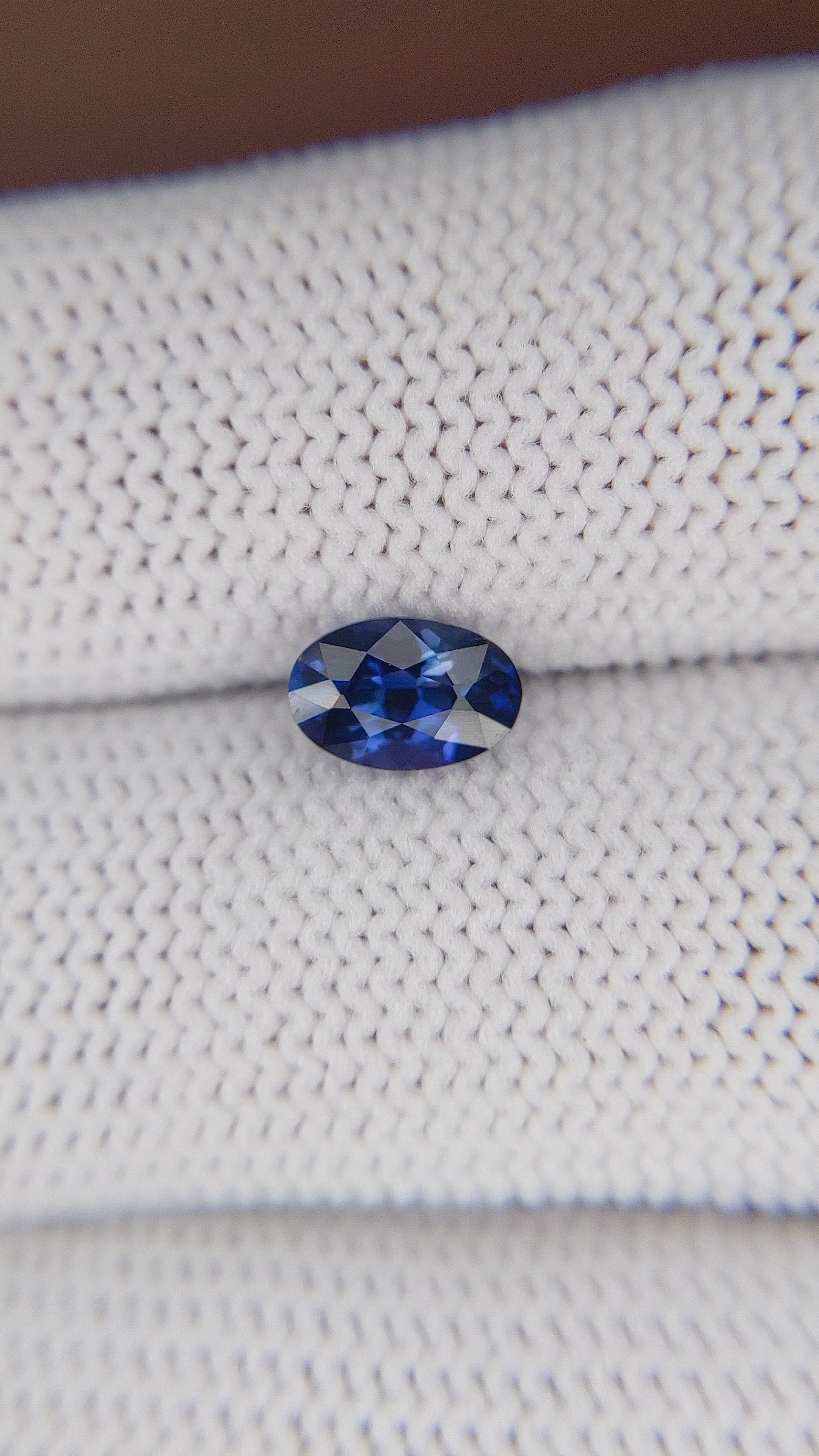 1.03 Ct. Color Change Sapphire from Ceylon (Sri Lanka) Size Video