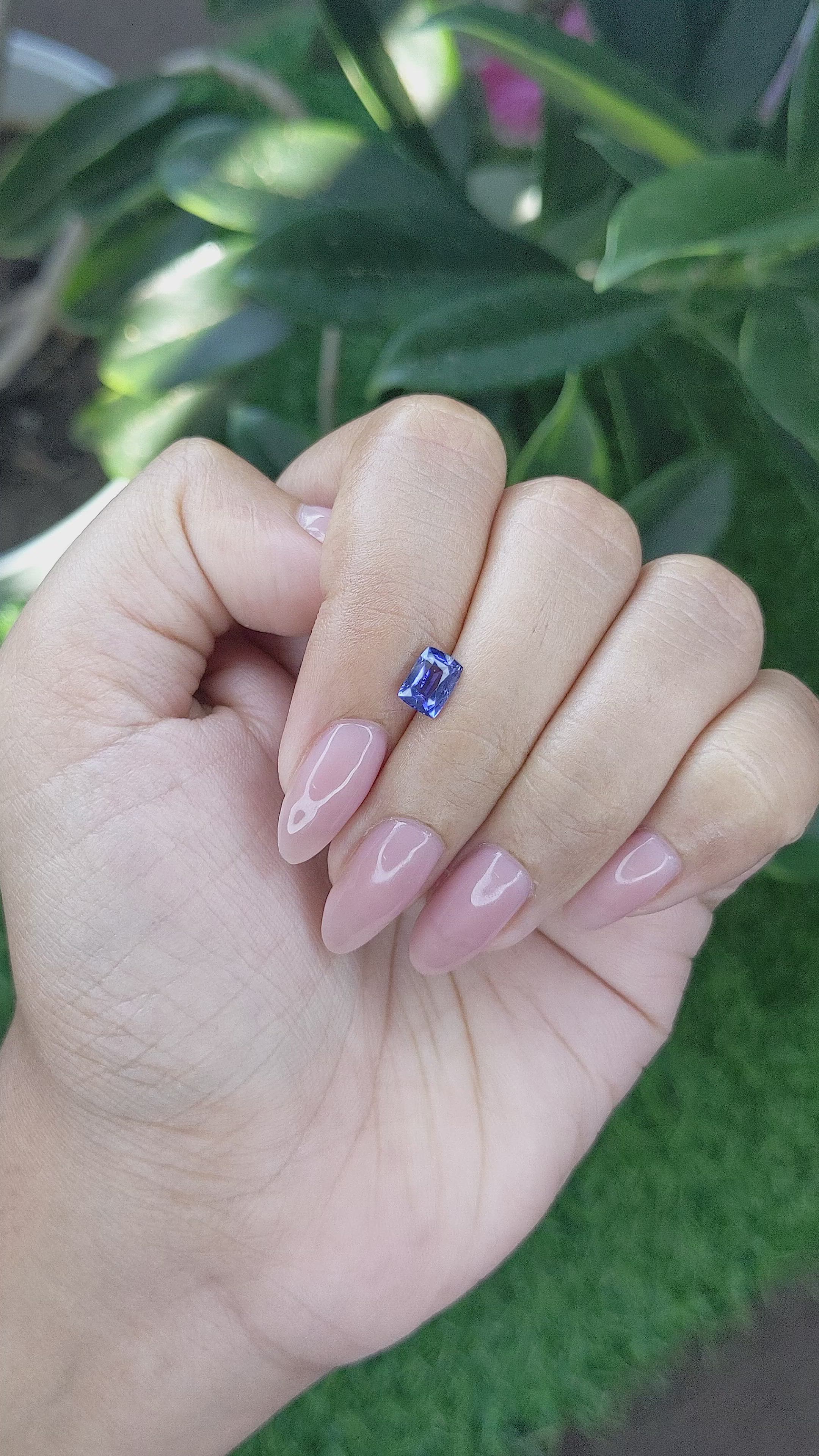 1.00 Ct. Color Change Sapphire from Africa Size Video