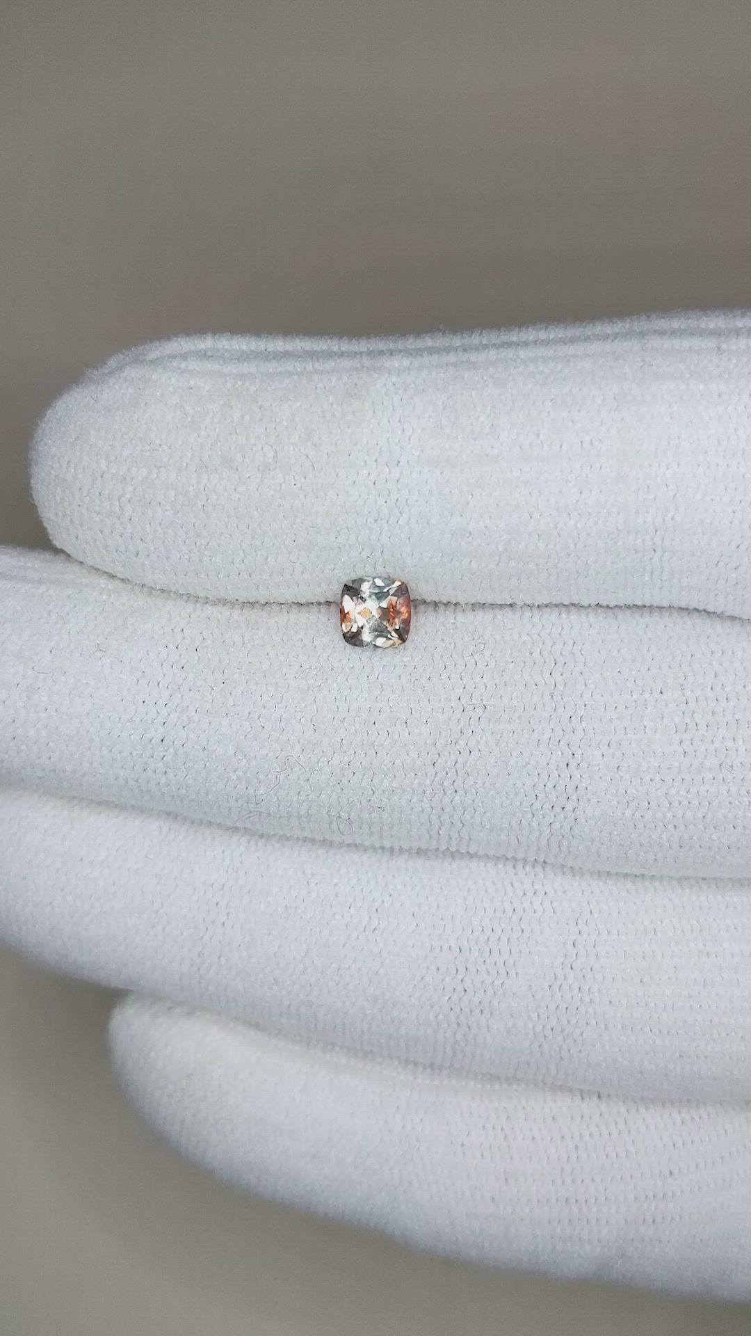 0.50 Ct. Bi Color Sapphire from Montana Size Video