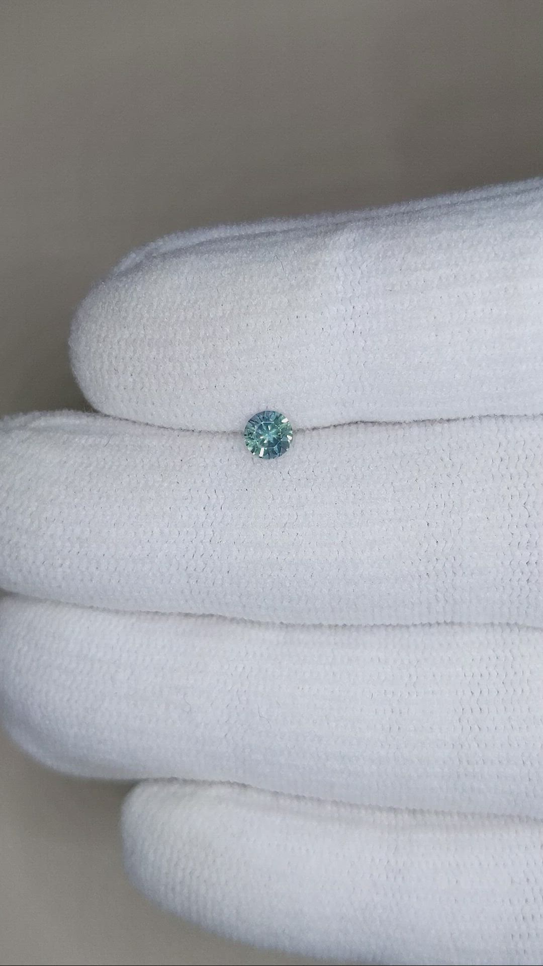 0.27 Ct. Bluish Green Sapphire from Montana Size Video