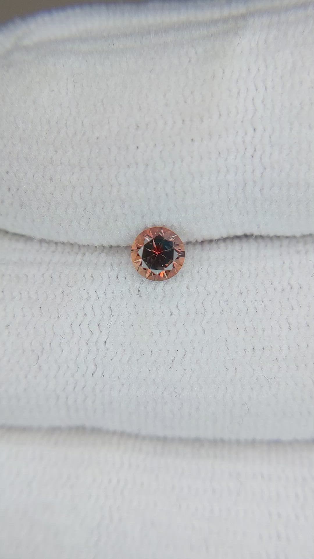 0.35 Ct. Bi Color Sapphire from Montana Size Video