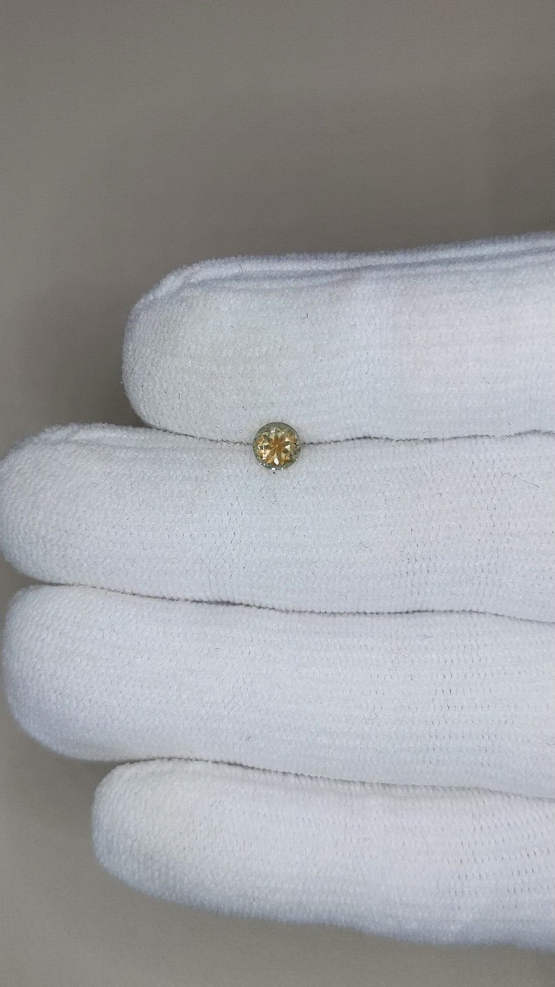 0.45 Ct. Bi Color Sapphire from Montana Size Video