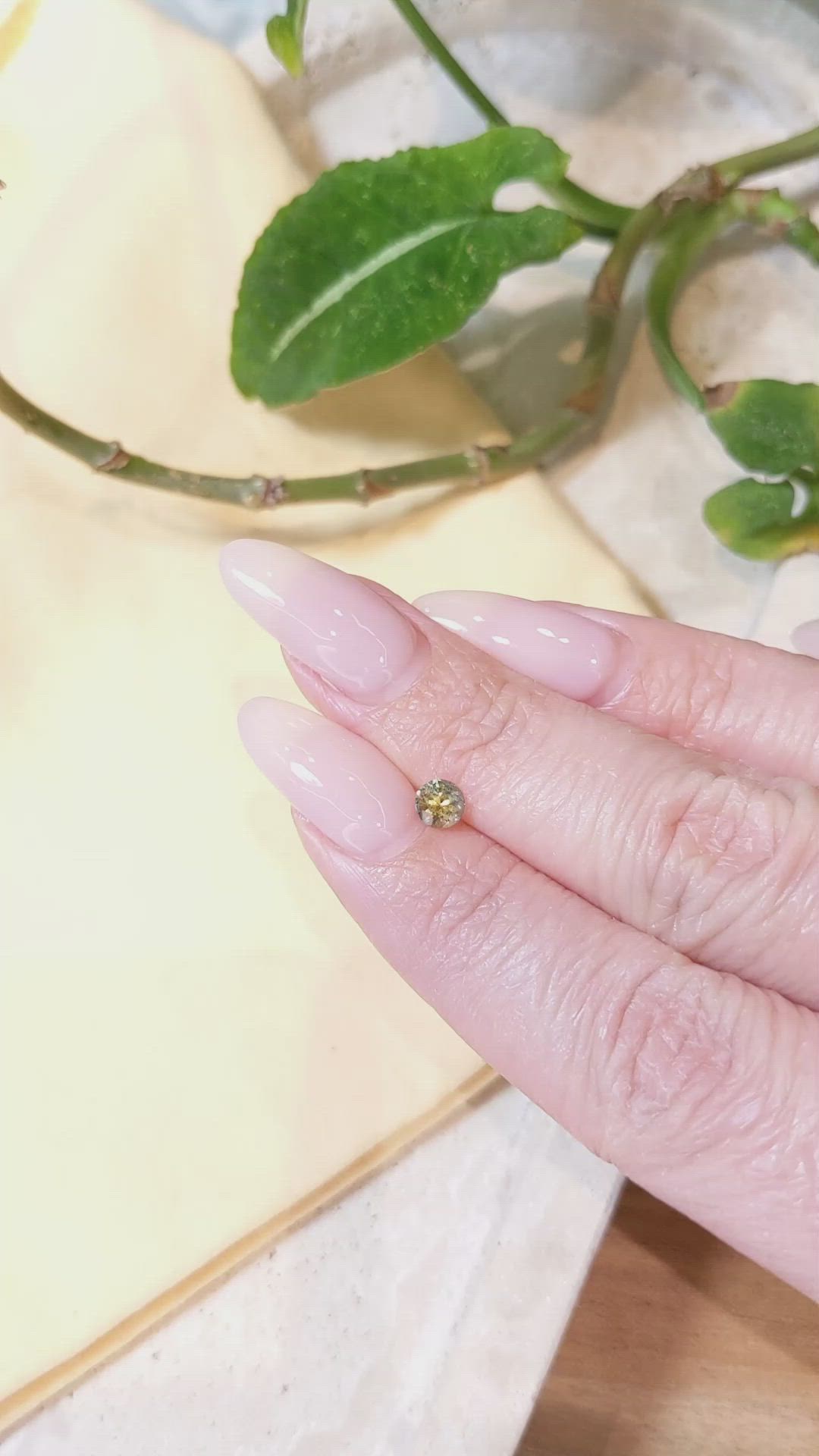 0.45 Ct. Bi Color Sapphire from Montana Size Video