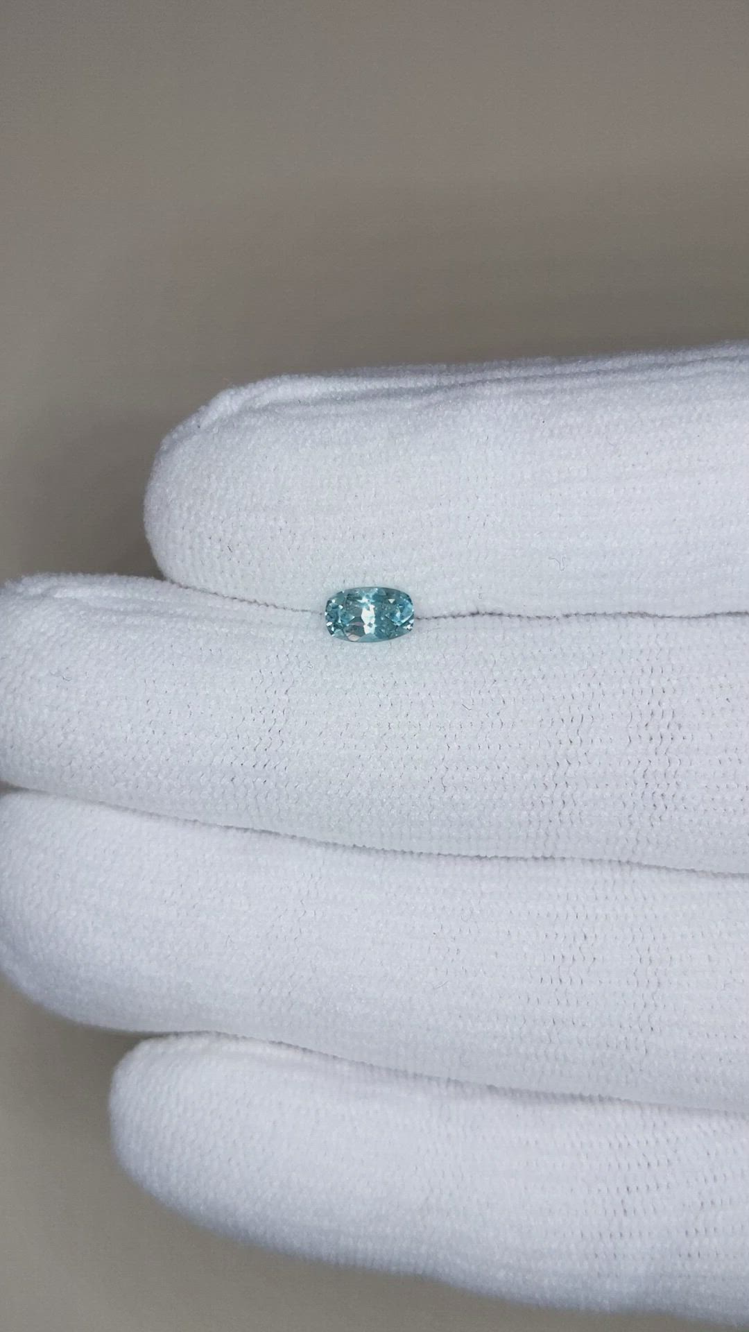 0.50 Ct. Greenish Blue Sapphire from Montana Size Video