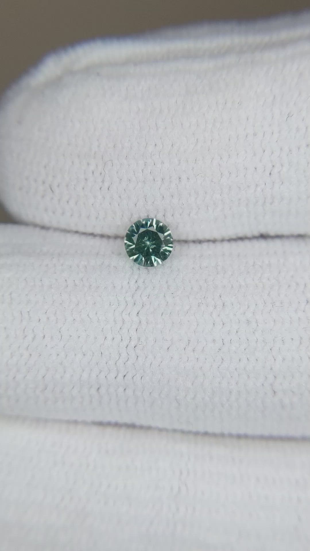 0.27 Ct. Bluish Green Sapphire from Montana Size Video