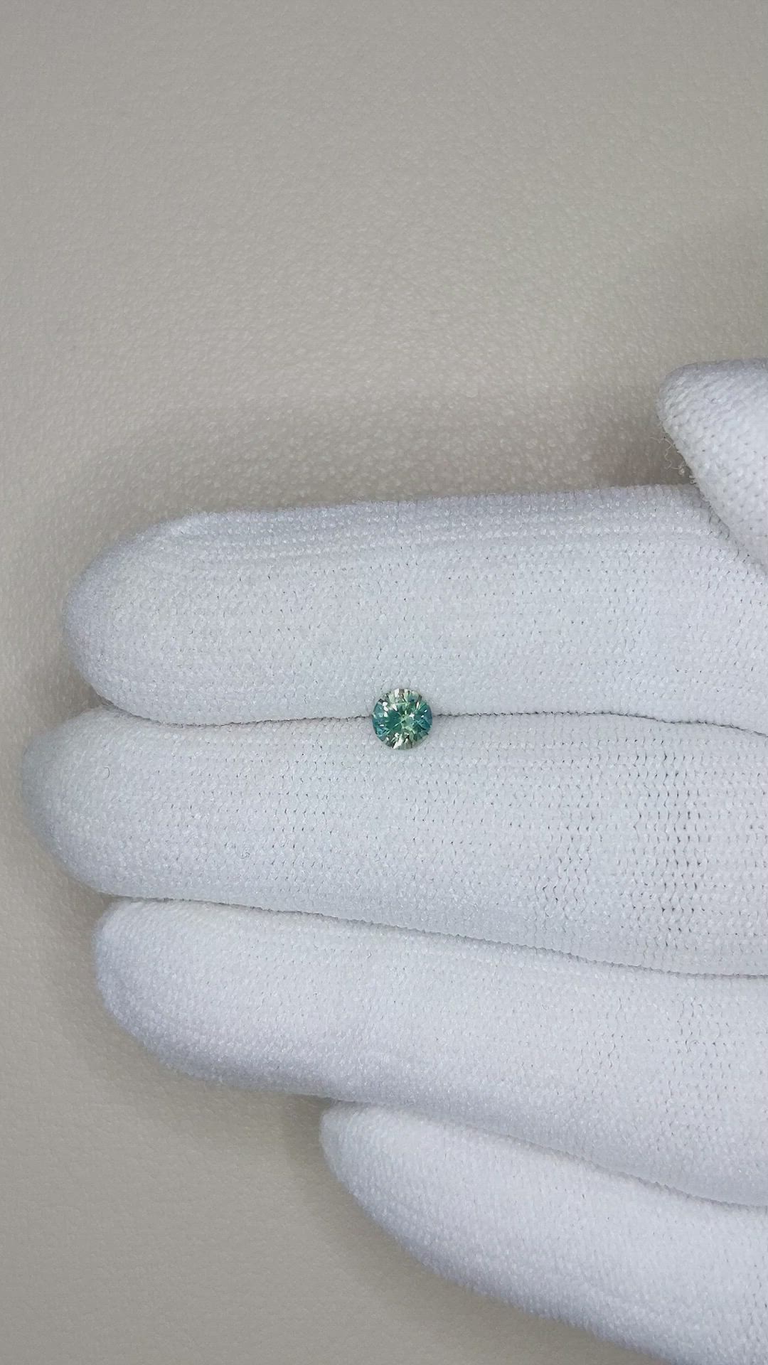 0.32 Ct. Bi Color Sapphire from Montana Size Video