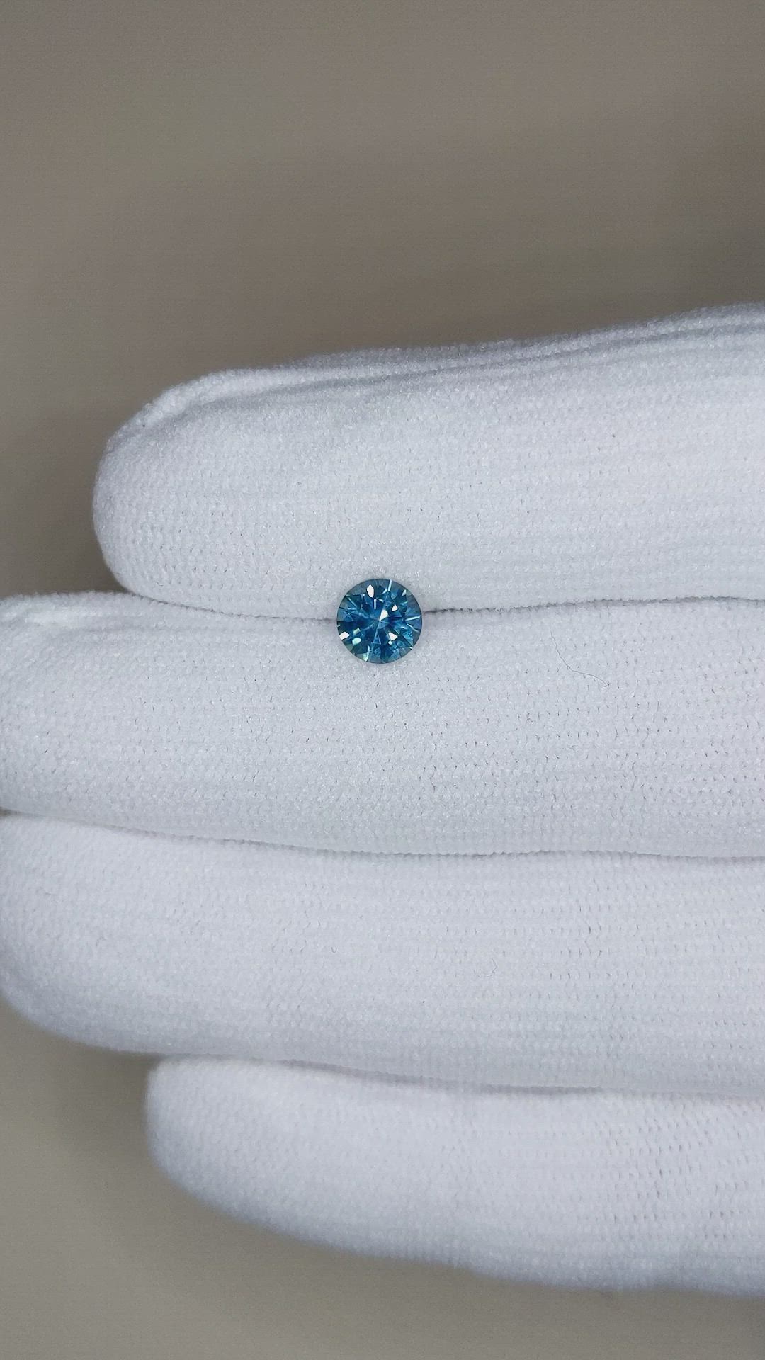 0.84 Ct. Greenish Blue Sapphire from Montana Size Video